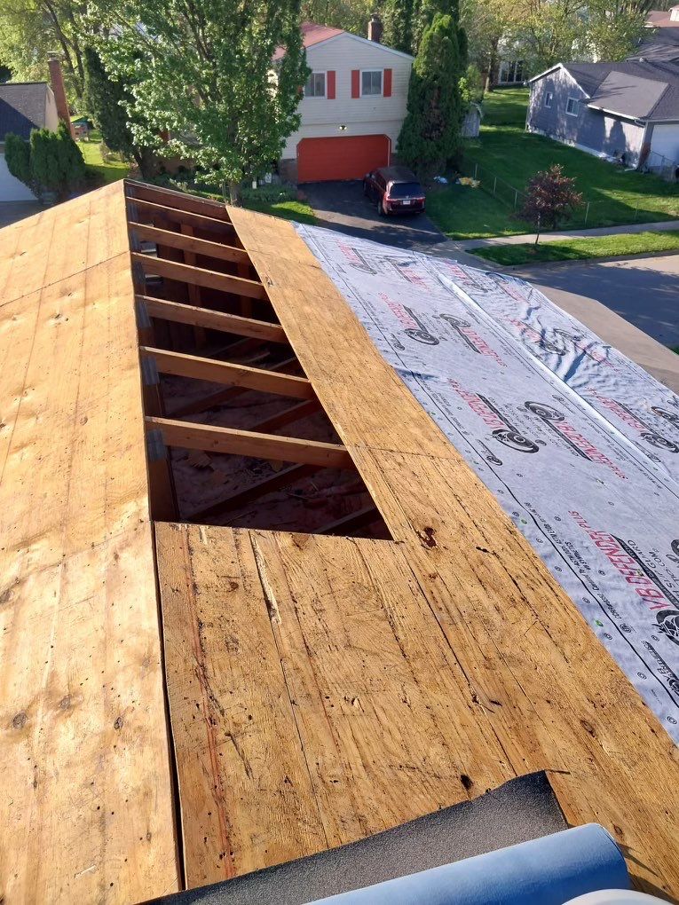 Siding Installation using Exterior Portfolio Vinyl Siding by SOS Home Ohio 