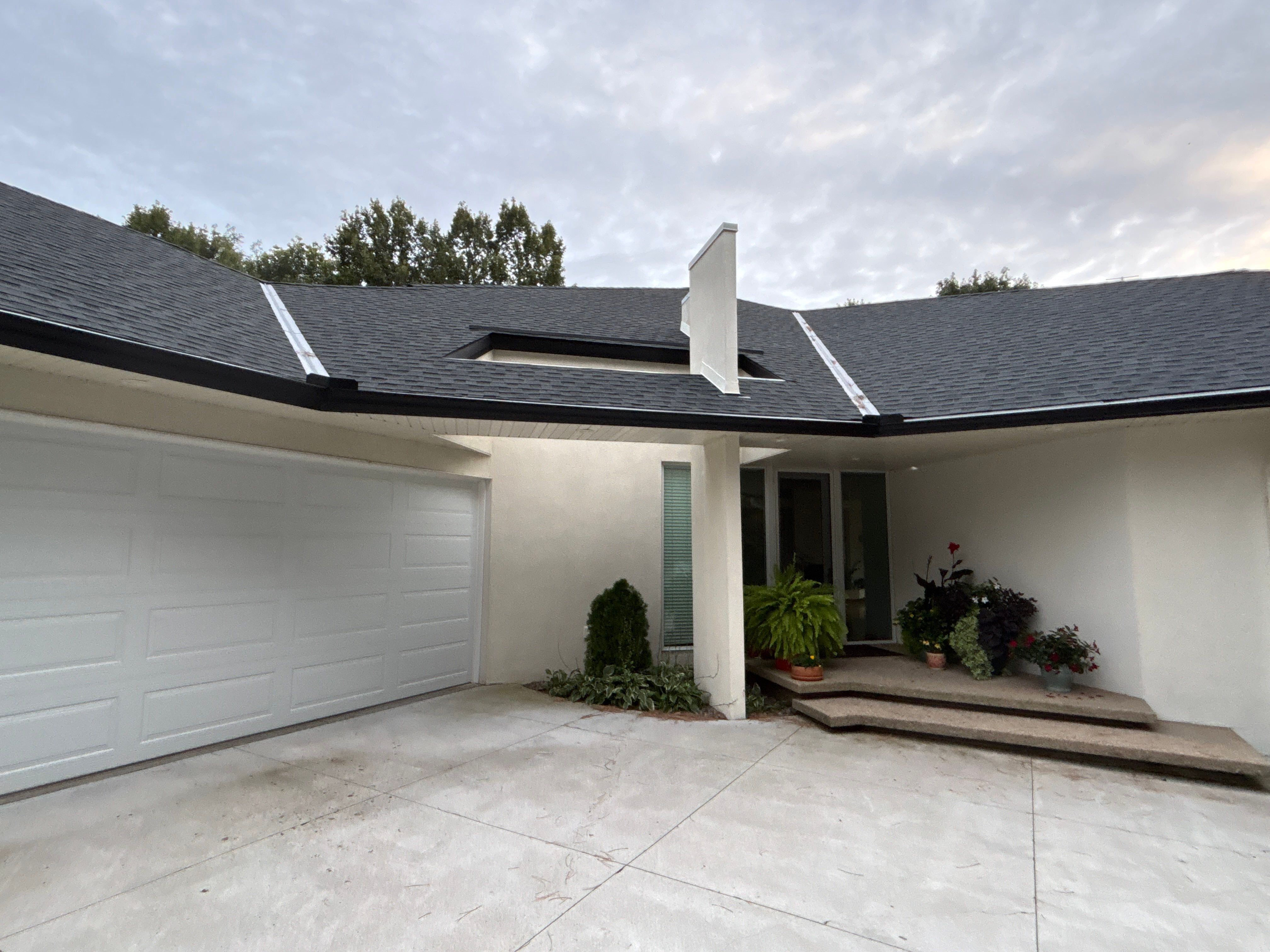 5" Seamless Gutters – Wayzata, MN by Next Level Seamless Gutters / Exteriors Inc.