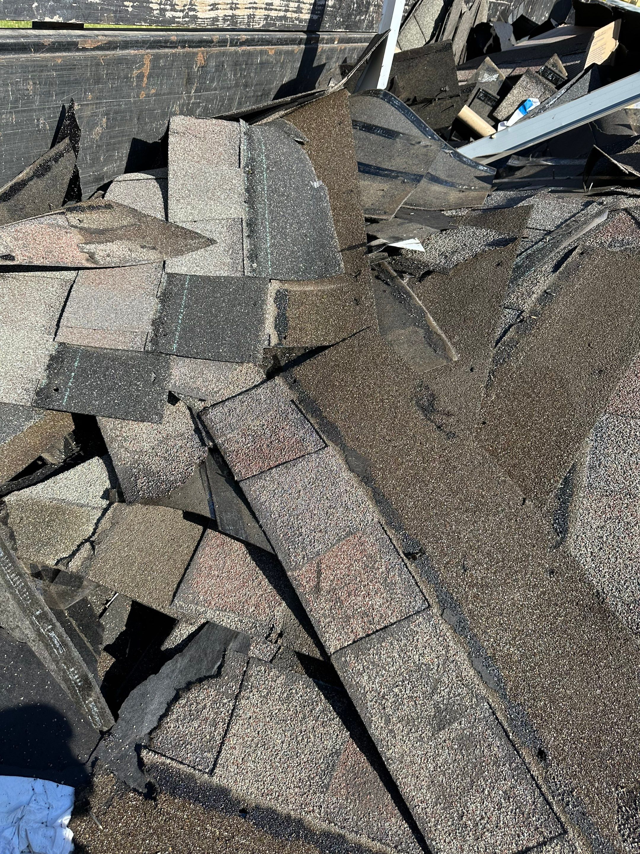 Residential Roofing Installation using Certainteed Landmark Pro Shingles by Best Roofing & Siding Company