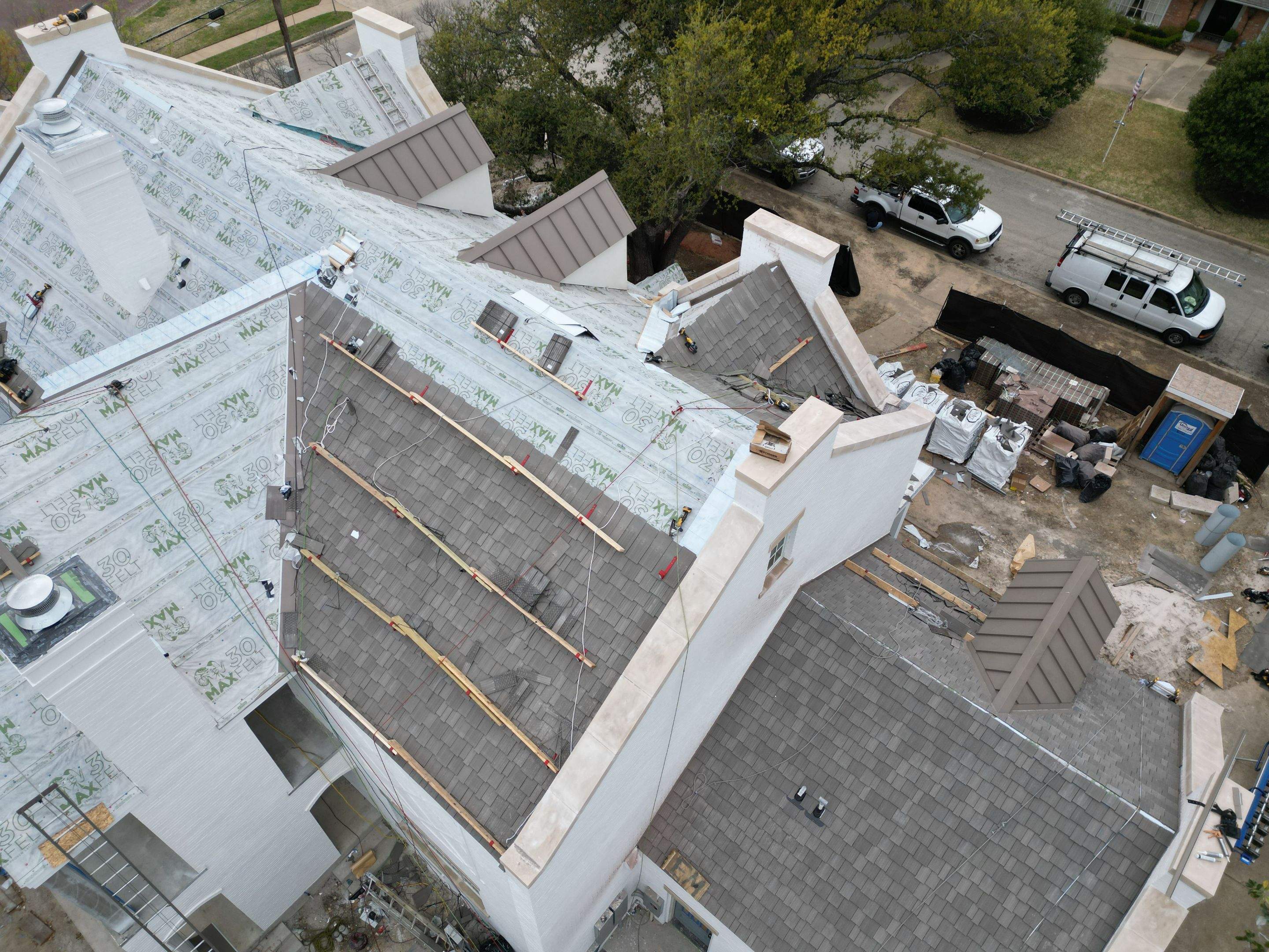 Residential Roofing Installation using DaVinci Multi Width Shake by Harvey Roofing & Construction