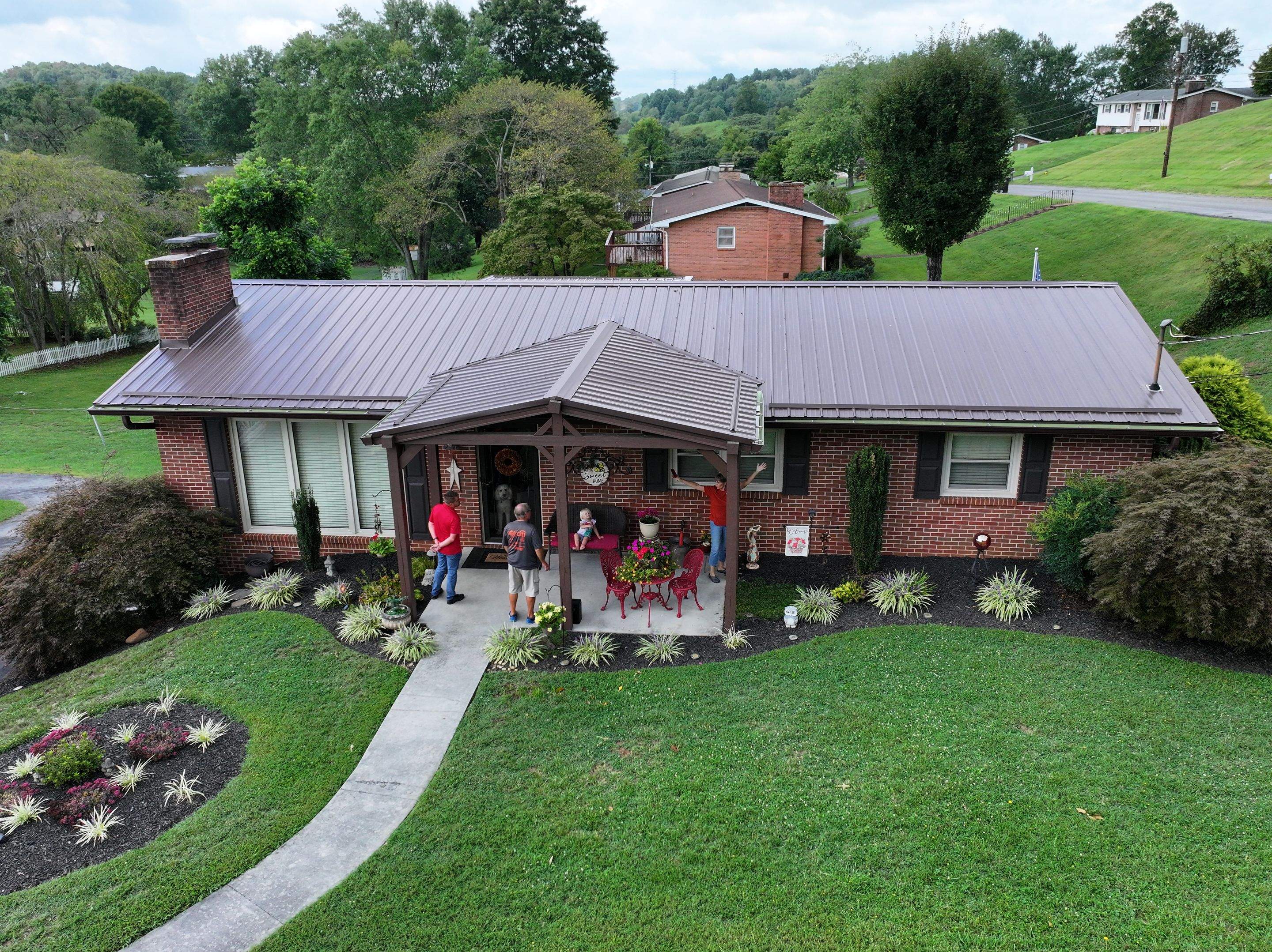 Hicks Residence by Omnia Roofing