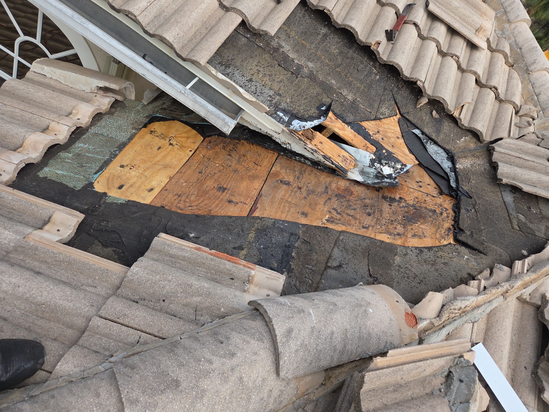 Concrete Tile Roof and Fascia Repair in Boynton Beach by Aastro Roofing