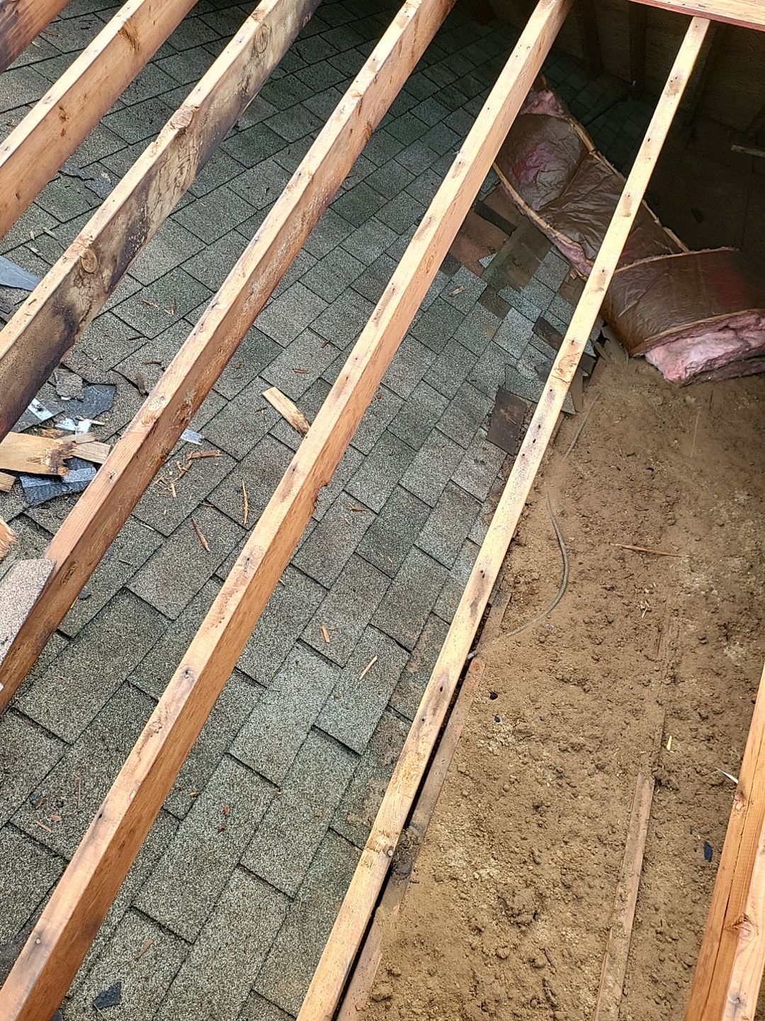 Residential Roofing Installation using Owens Corning TruDefinition Amber by A Plus Exterior