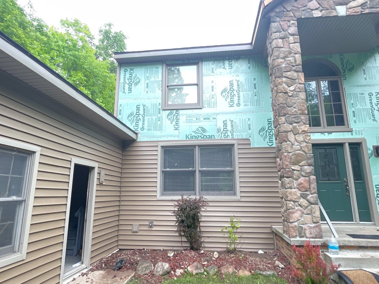 Roof Replacement using CertainTeed Landmark by 180 Contractors