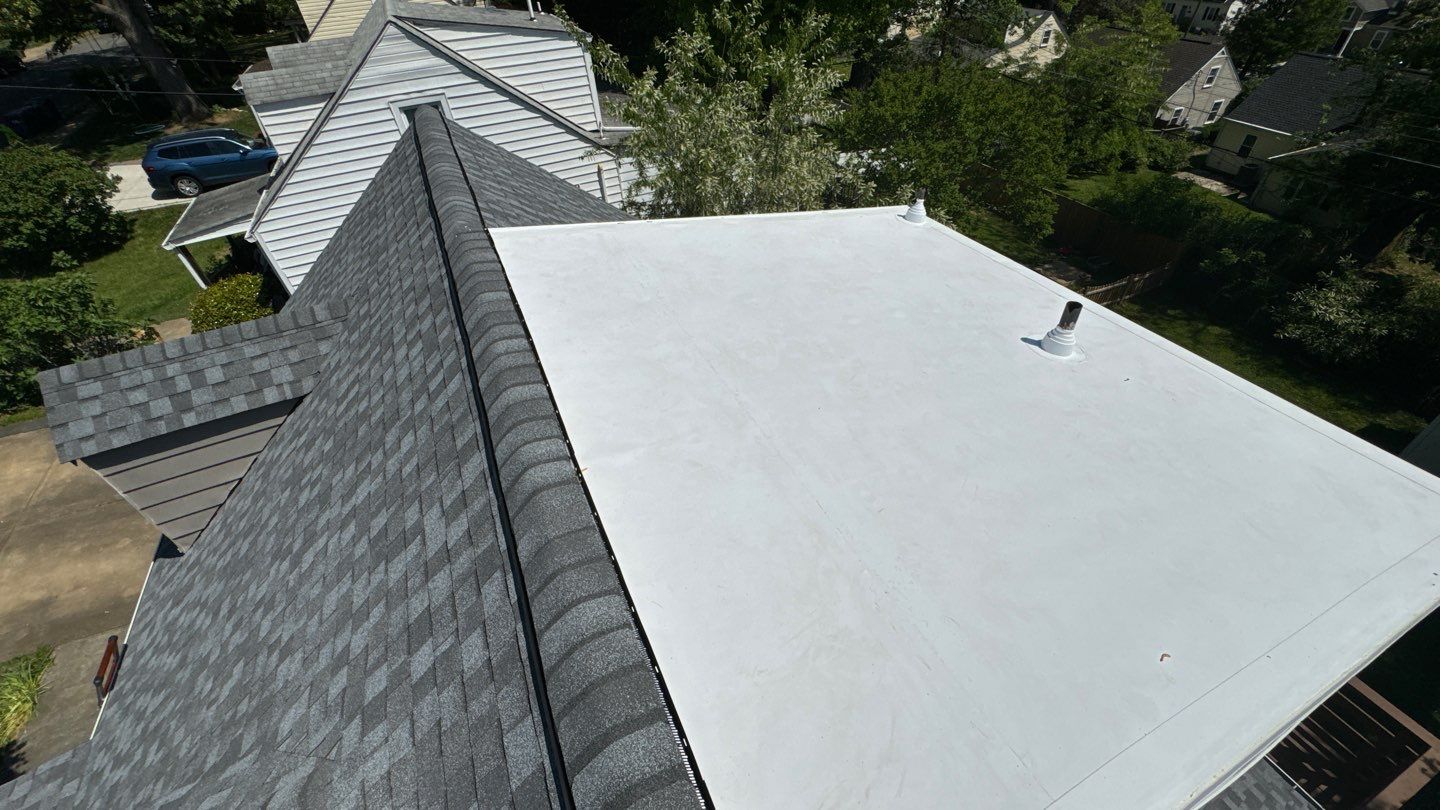 Falls Church: CertainTeed Landmark Pro Designer Shingles in Max Def Pewter by RM Banning, Inc.