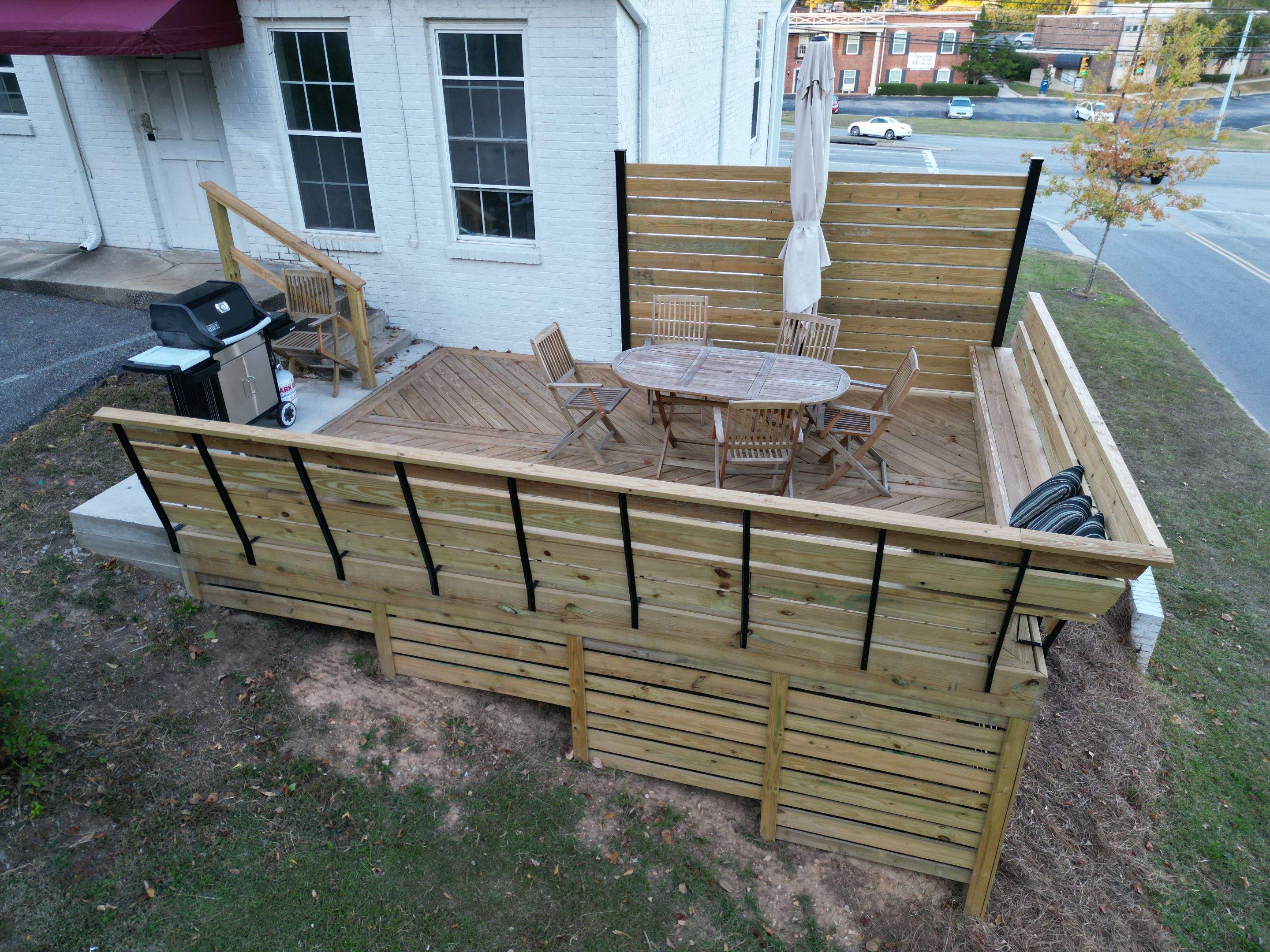 Independence Drive - Deck Installation   by Pillar and Pine