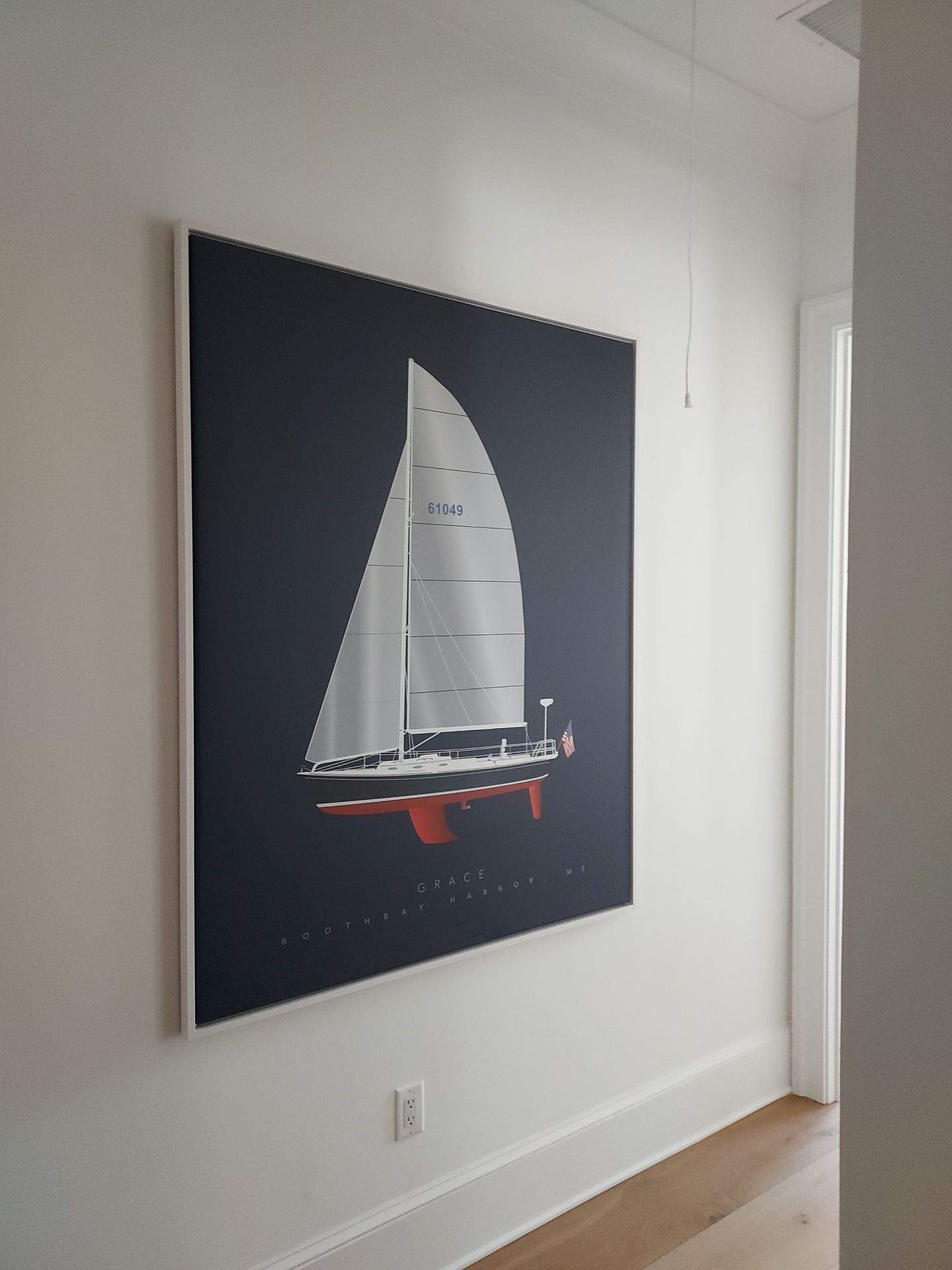 Art & Mirror Hanging Projects by Hangman Mounting & Installation 