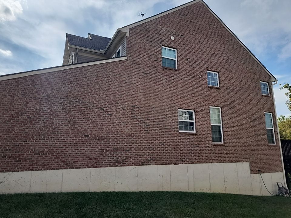 Liberty Township - Pristine Black by Tamlin Roofing