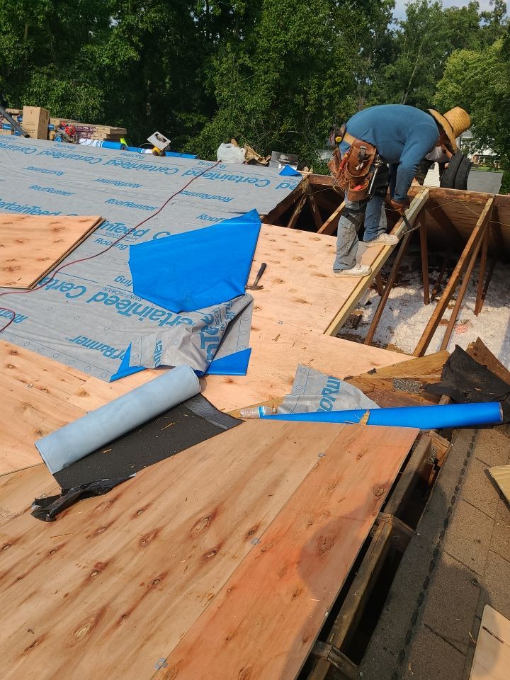 Alexandria: CertainTeed Landmark Pro Architectural Shingles in Max Def Shenandoah by RM Banning, Inc.