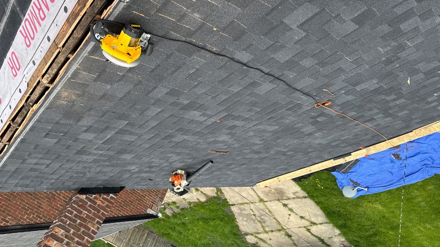 Roof Replacement using Owens Corning Onyx Black by 180 Contractors