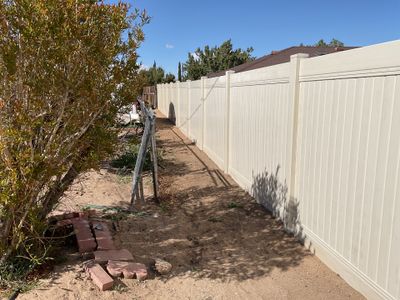 Fence Installation using Vinyl