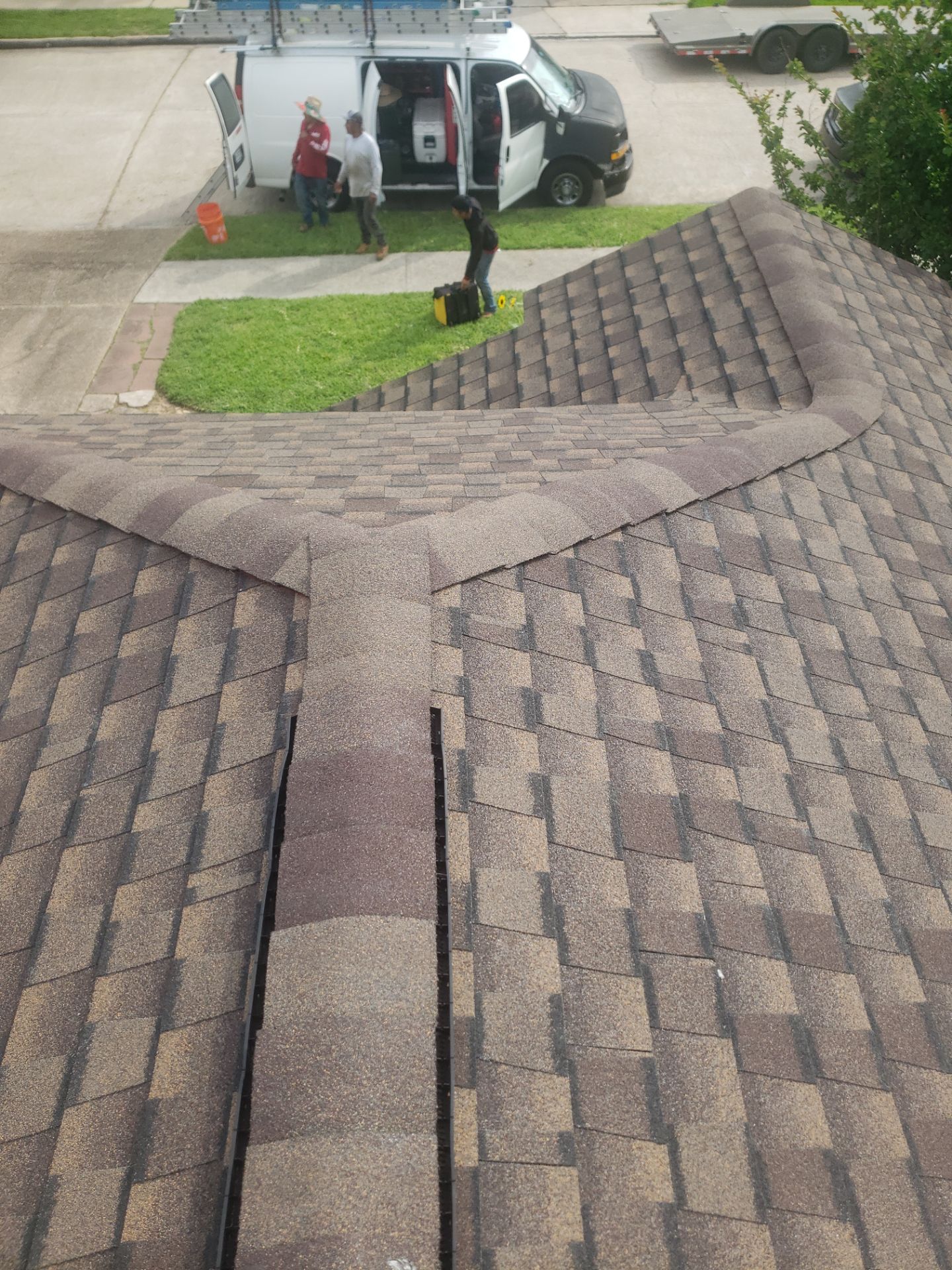 GAF UHDZ - Shakewood by Elite Roofing LLC