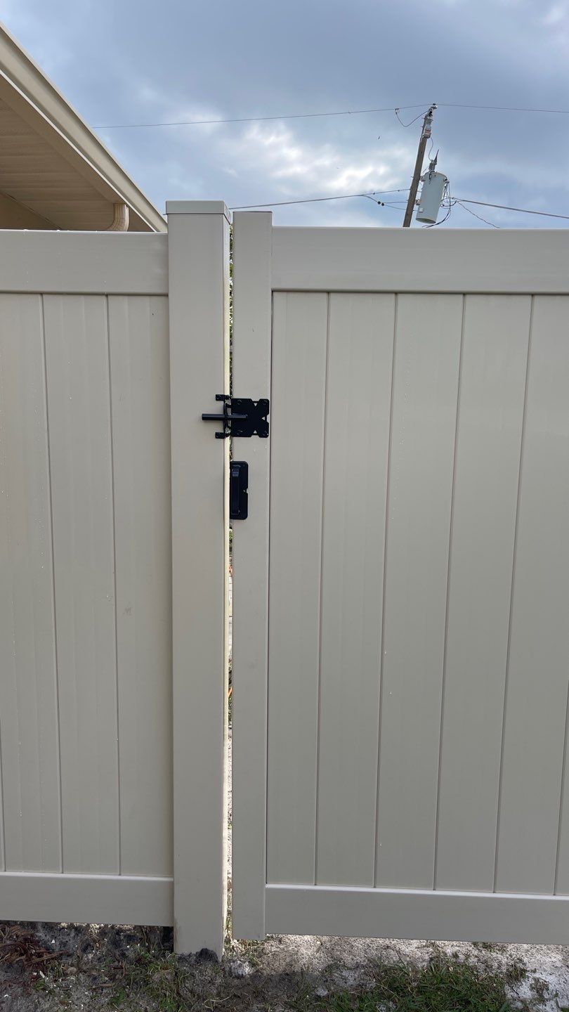 Vinyl Fence Installation using Vinyl Privacy Fence  by Asap fence and gates, LLC