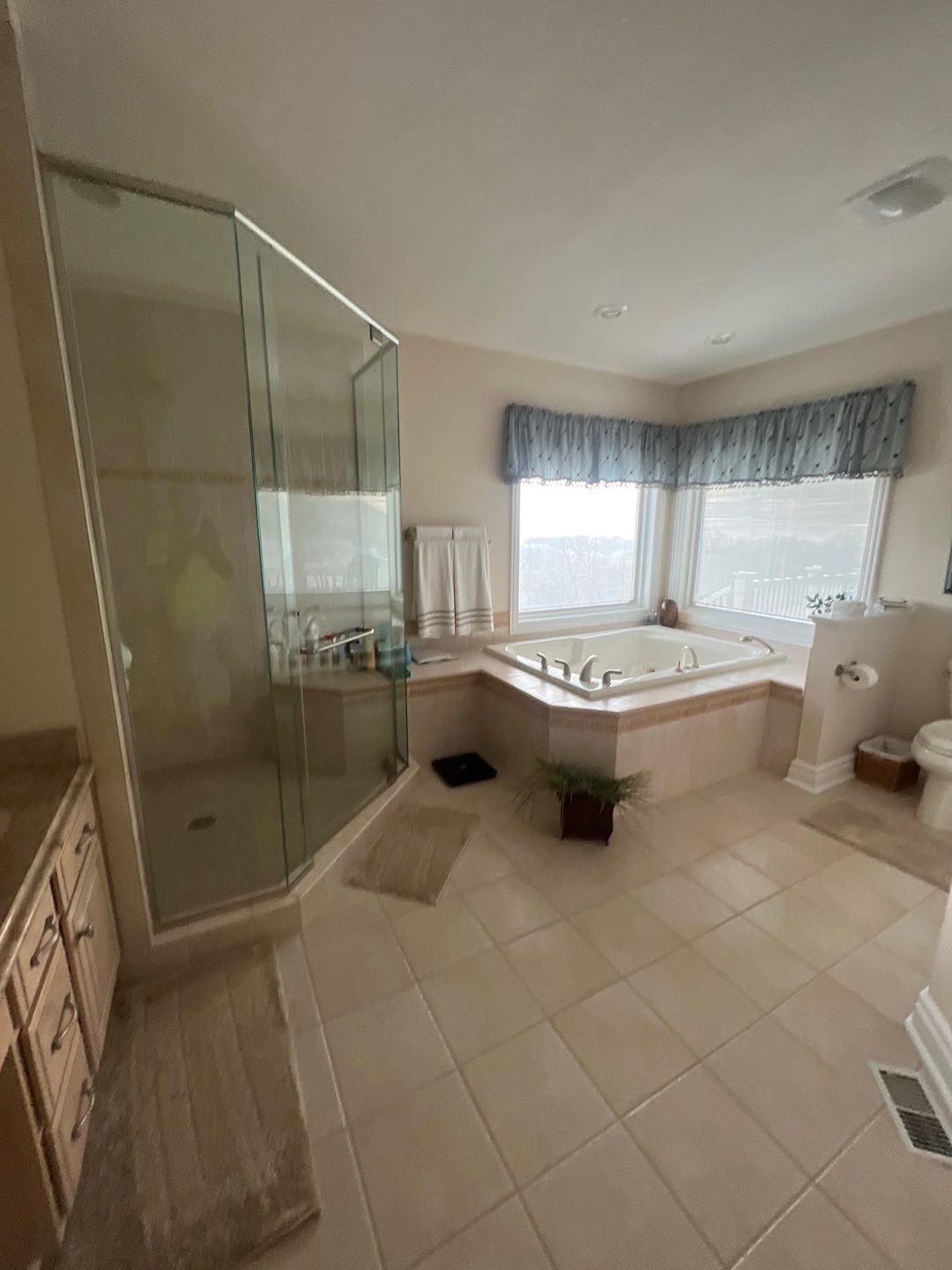 Interior painting  by Cutting edge painting 