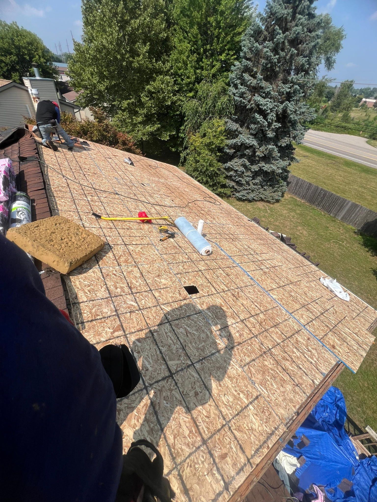 Roof Replacement using Owens Corning Brownwood by 180 Contractors