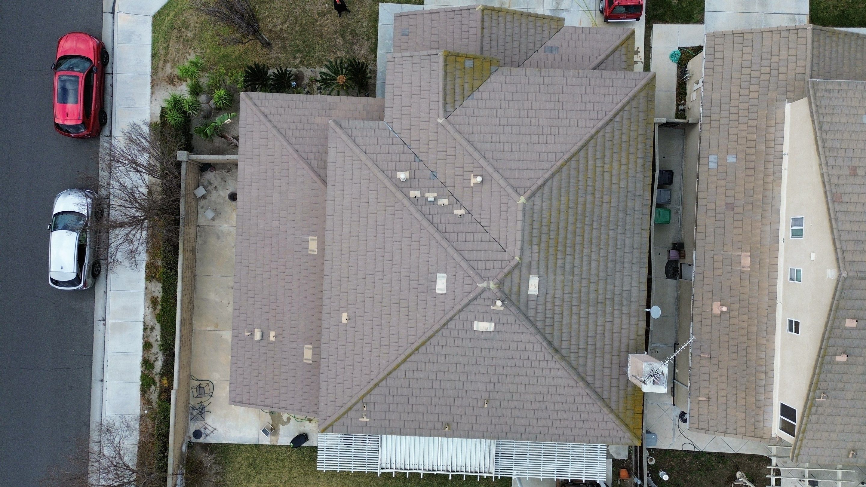 Roof Cleaning LIBERTY MUTUAL by Pirate Pete’s Power Washing