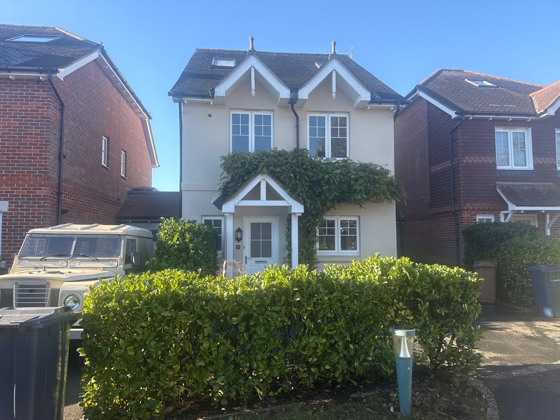 Render Cleaning by Ges Exterior Cleaning ltd