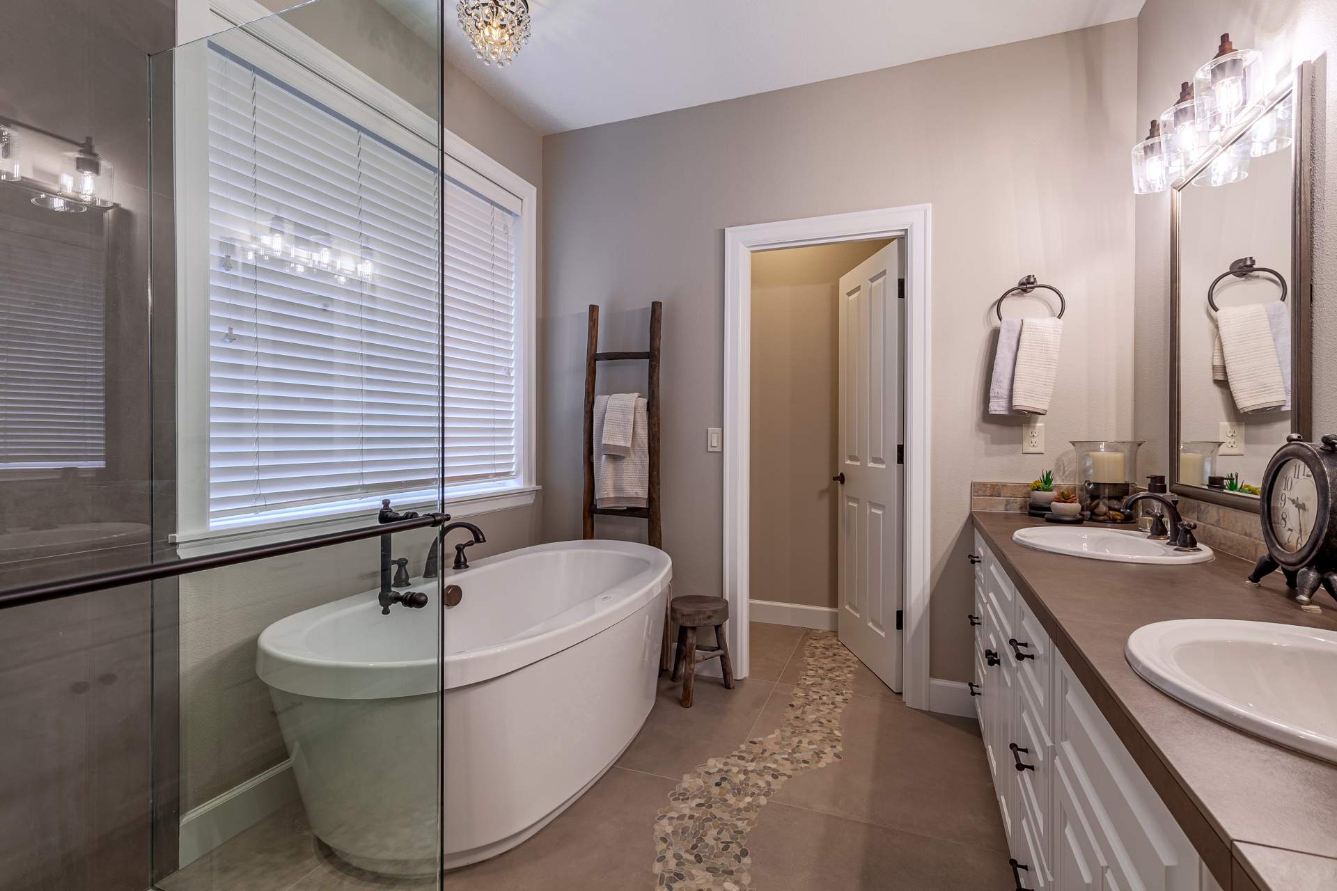 Lake Oswego Primary Bath Remodel by Venne Plumbing