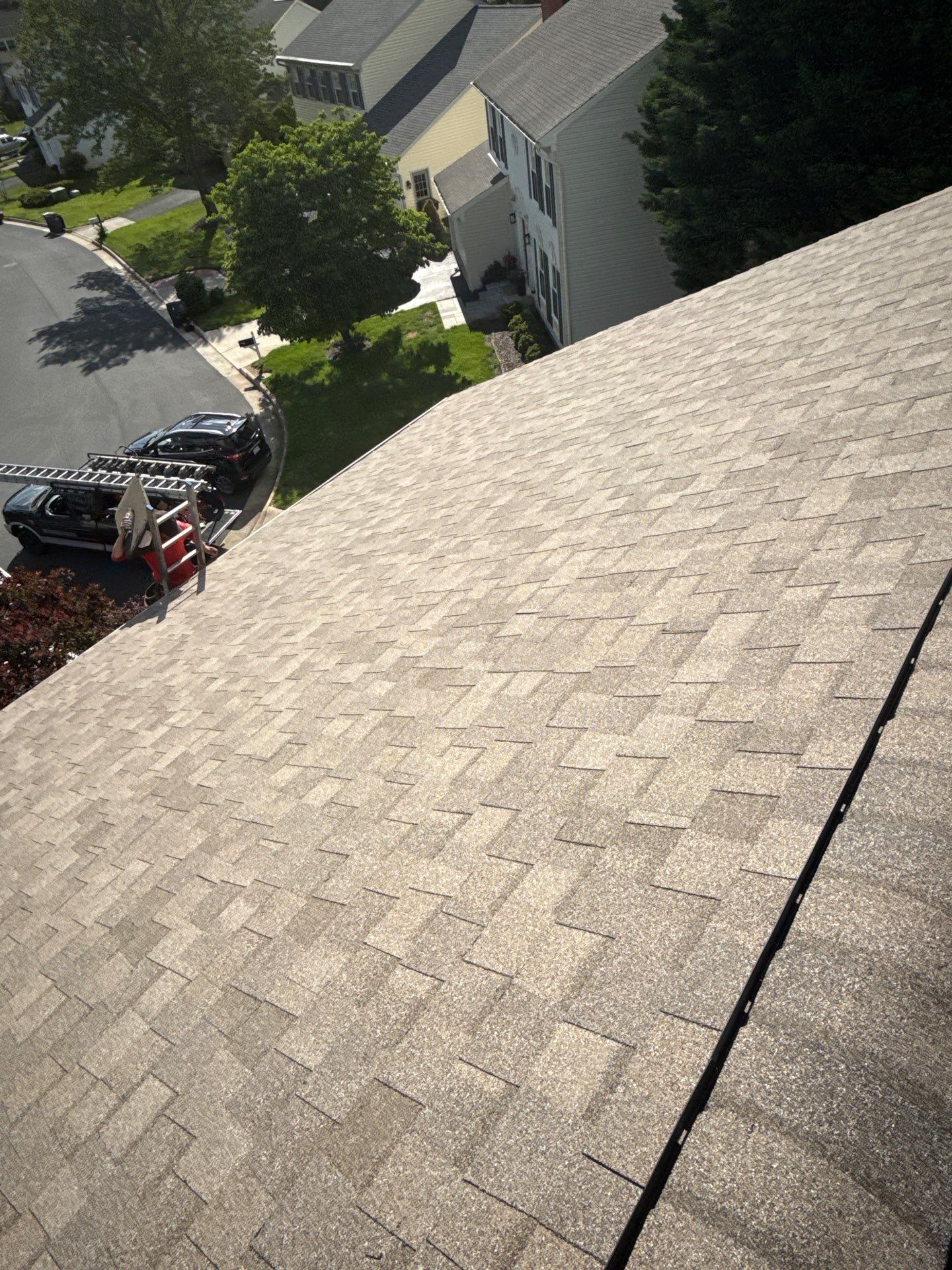 Fairfax: Residential Roof Replacement with CertainTeed Landmark Shingles in Sunrise Cedar by RM Banning, Inc.