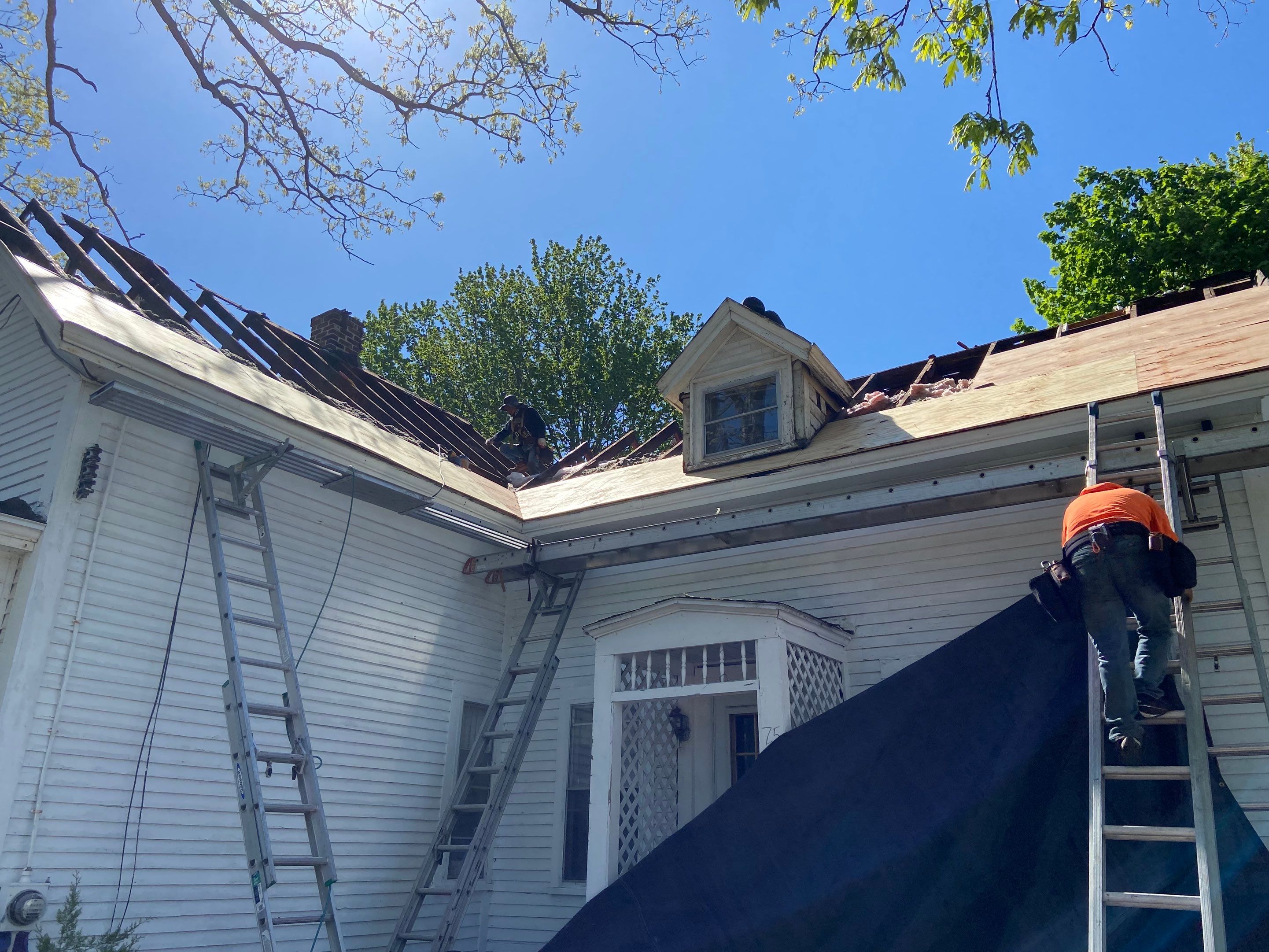 Residential Roofing Installation using Owens Corning TruDefinition by Sensible Home Solutions