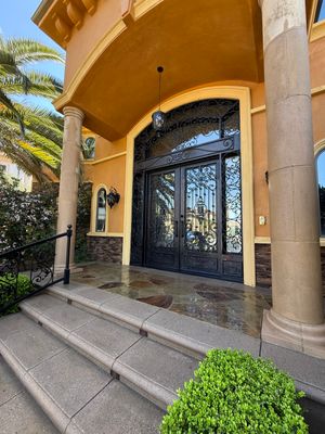 Mansion Exterior Pressure Washing