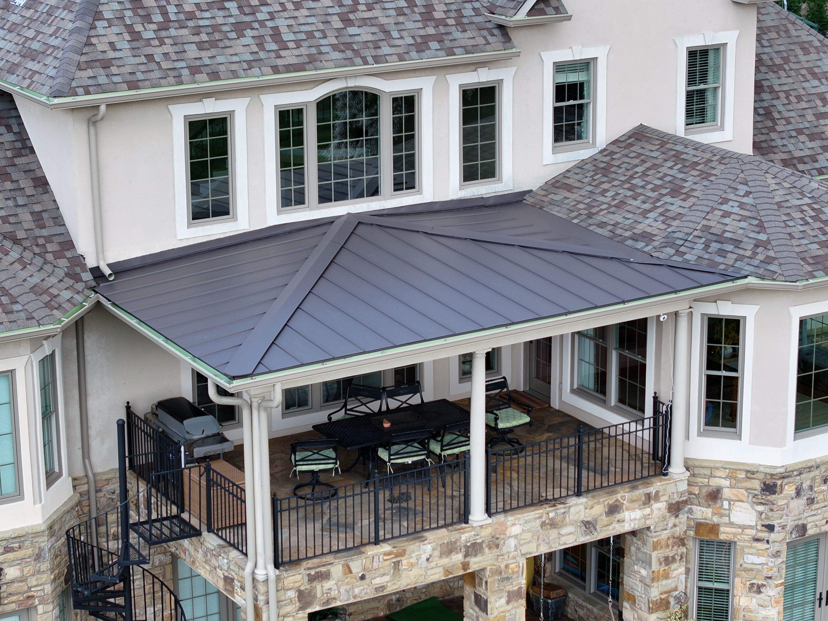 Jones Residence by Omnia Roofing