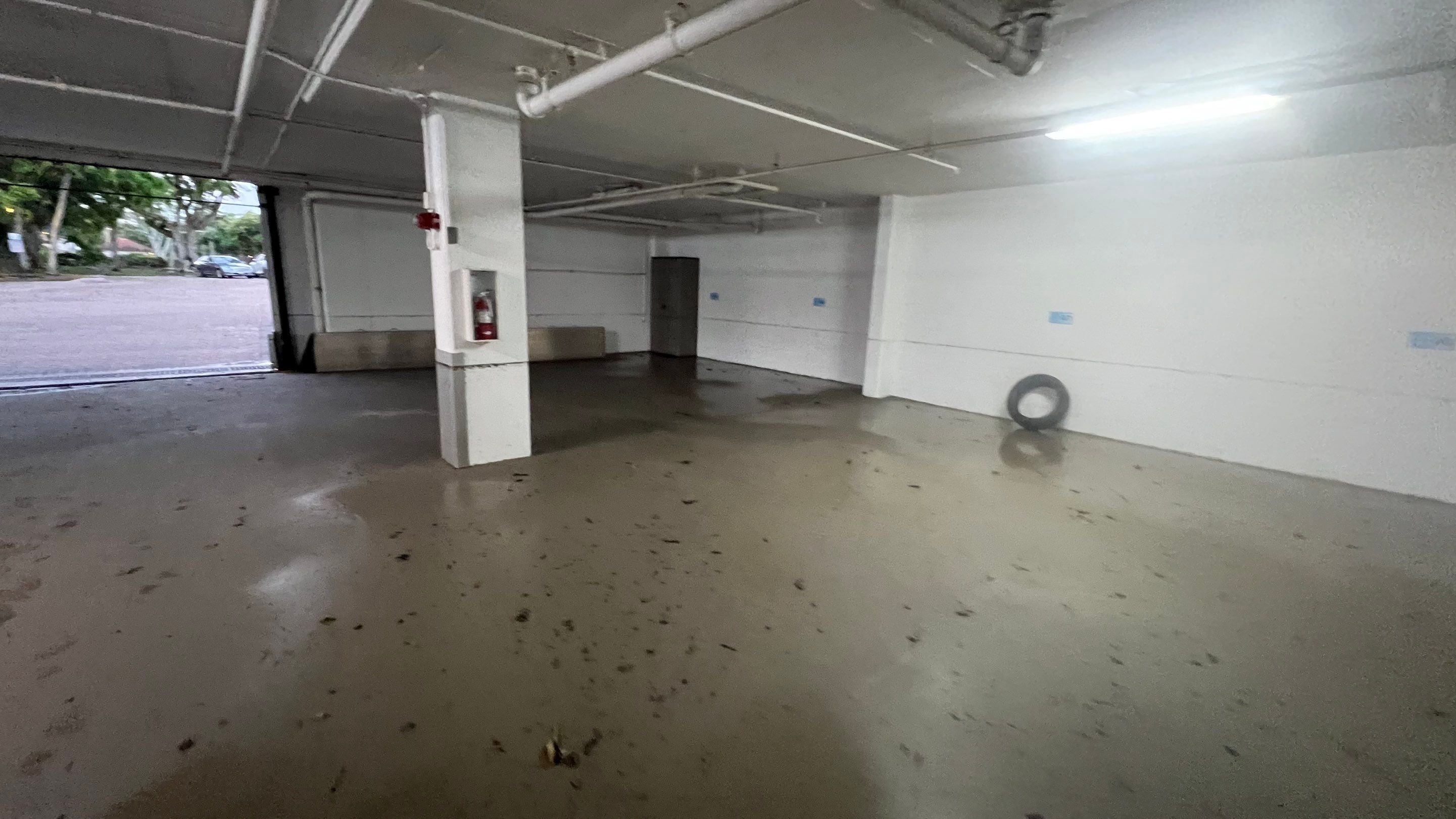 Condo Parking Garage Cleanup and Stormwater System Maintenance by APS Power & Water