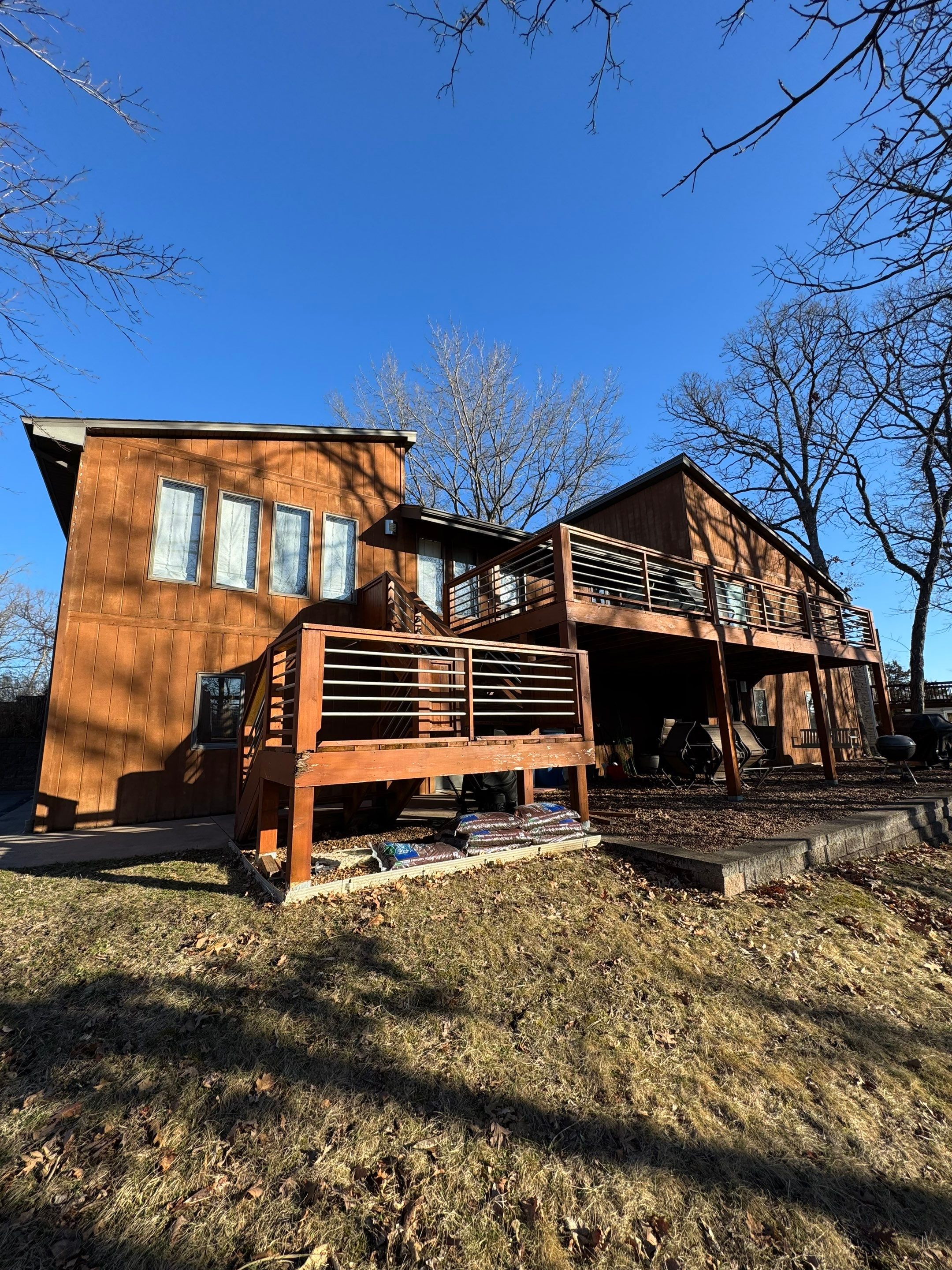 Wood Siding Staining off Eastland Dr by Pezley Painting