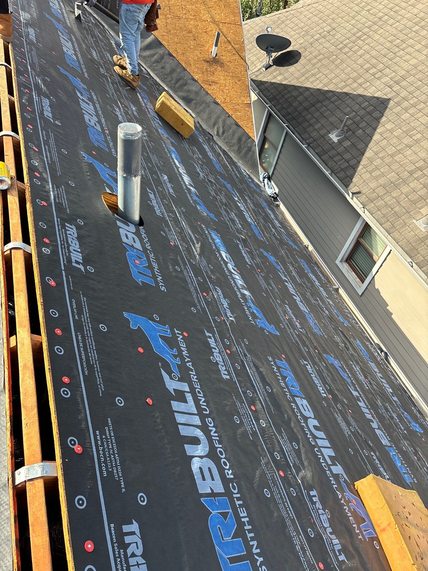 Residential Roofing Installation using Owen's Corning Duration (Lifetime) Shingles by Roof Repair Company