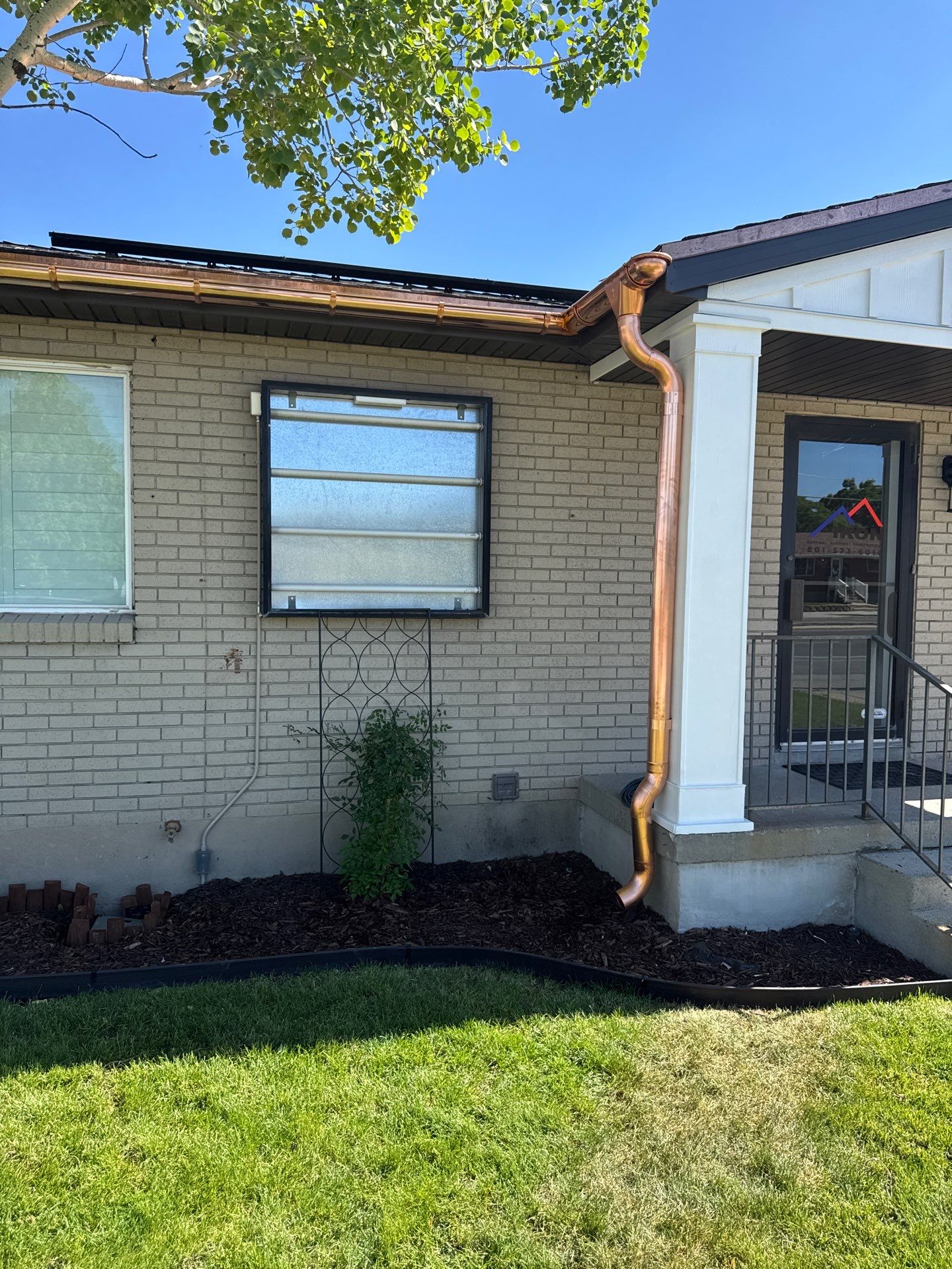 OFFICE COPPER by Master Rain Gutters.