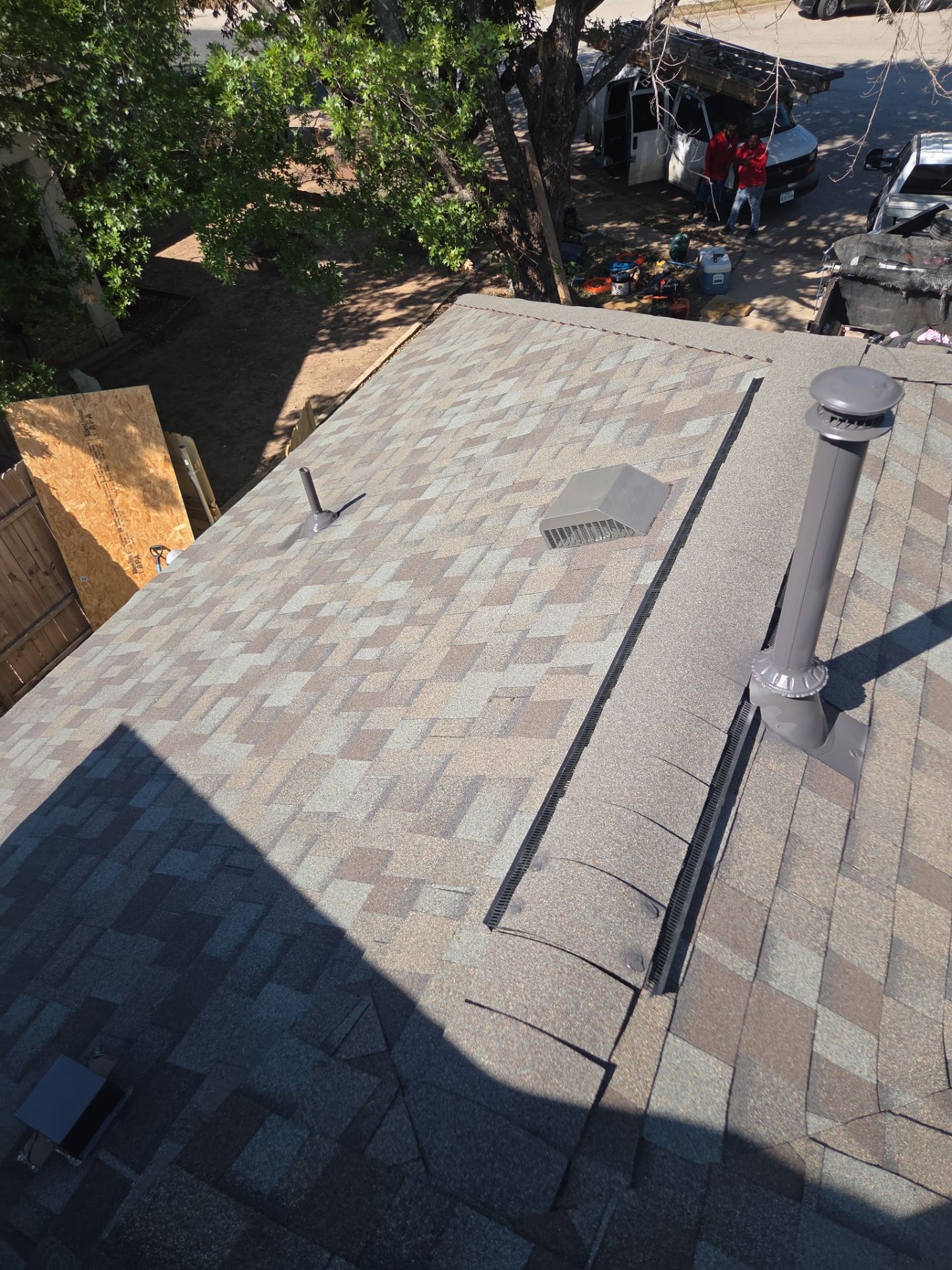 Driftwood - Owens Corning TruDefinition Duration by RoofsOnly.com
