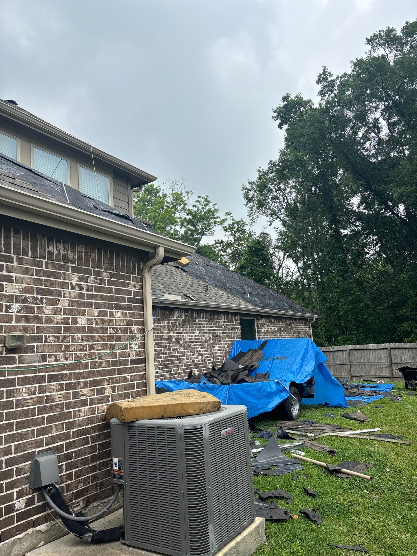 Residential Roofing Installation using Owen's Corning Duration (Lifetime) Shingles by Roof Repair Company