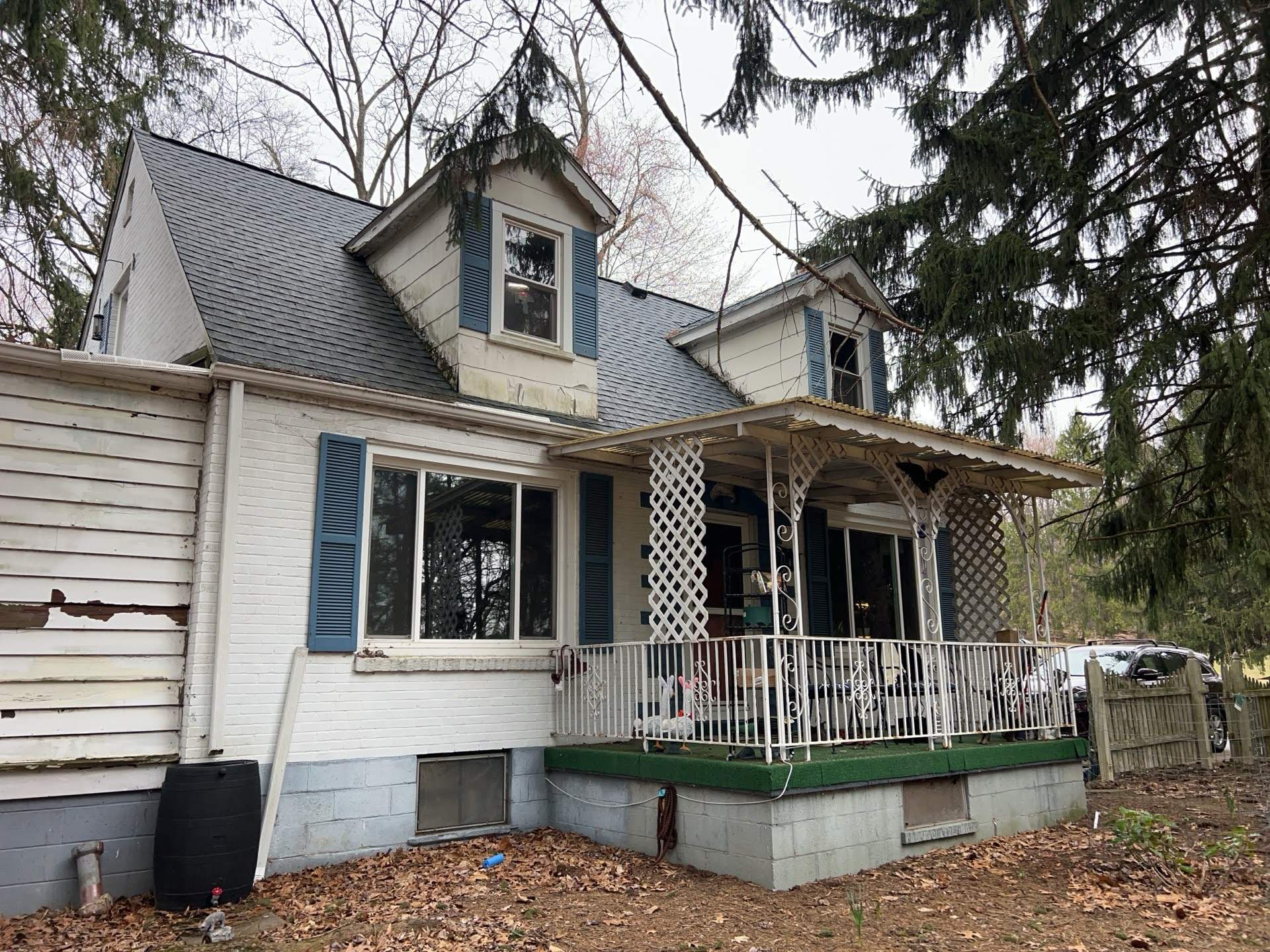 Cedar Siding to James Hardie Lap Siding in Pittsburgh by Ideal Siding Pittsburgh