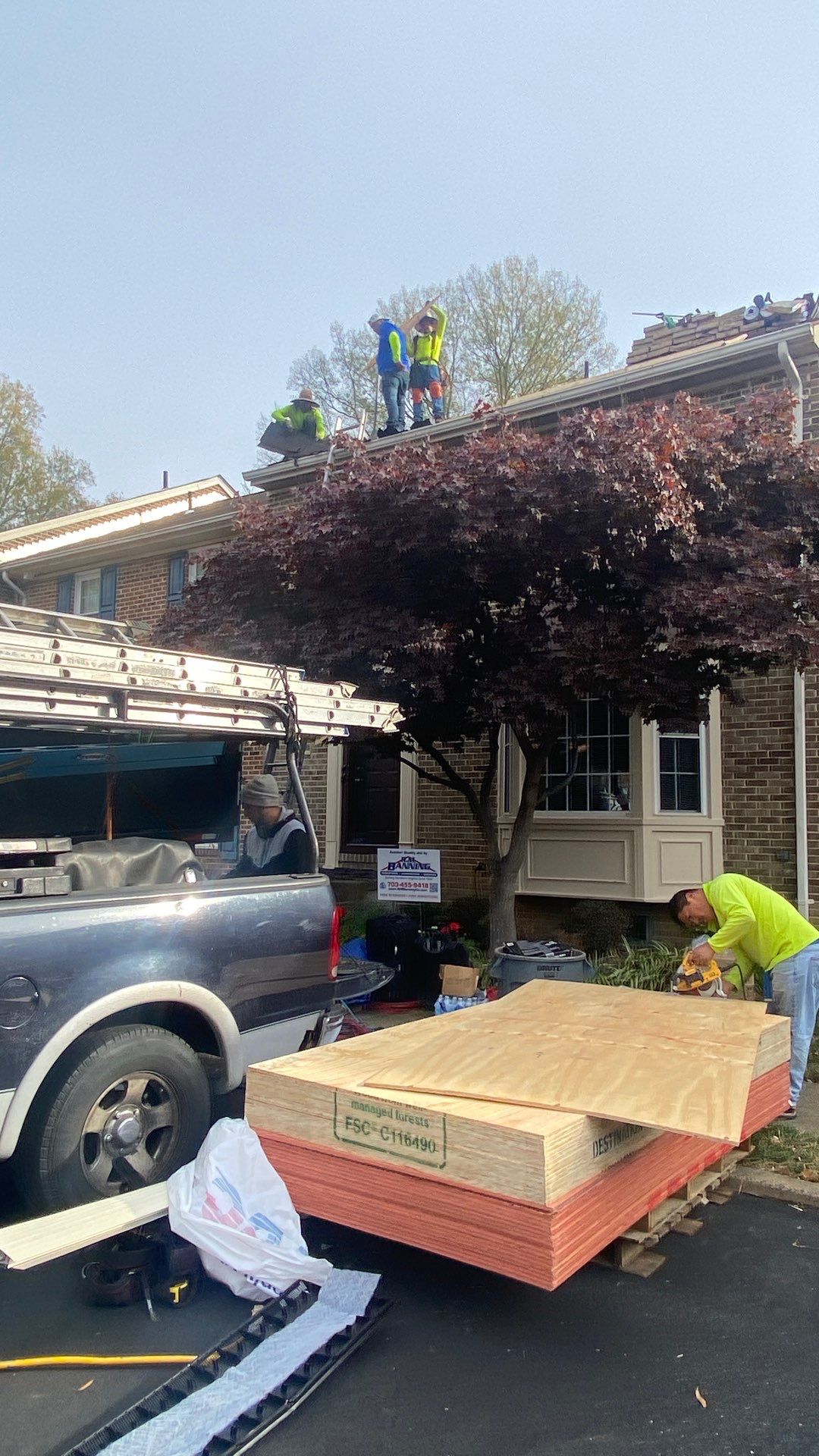 Springfield: Residential Roof Replacement with CertainTeed Landmark Pro in Max Def Burnt Sienna by RM Banning, Inc.