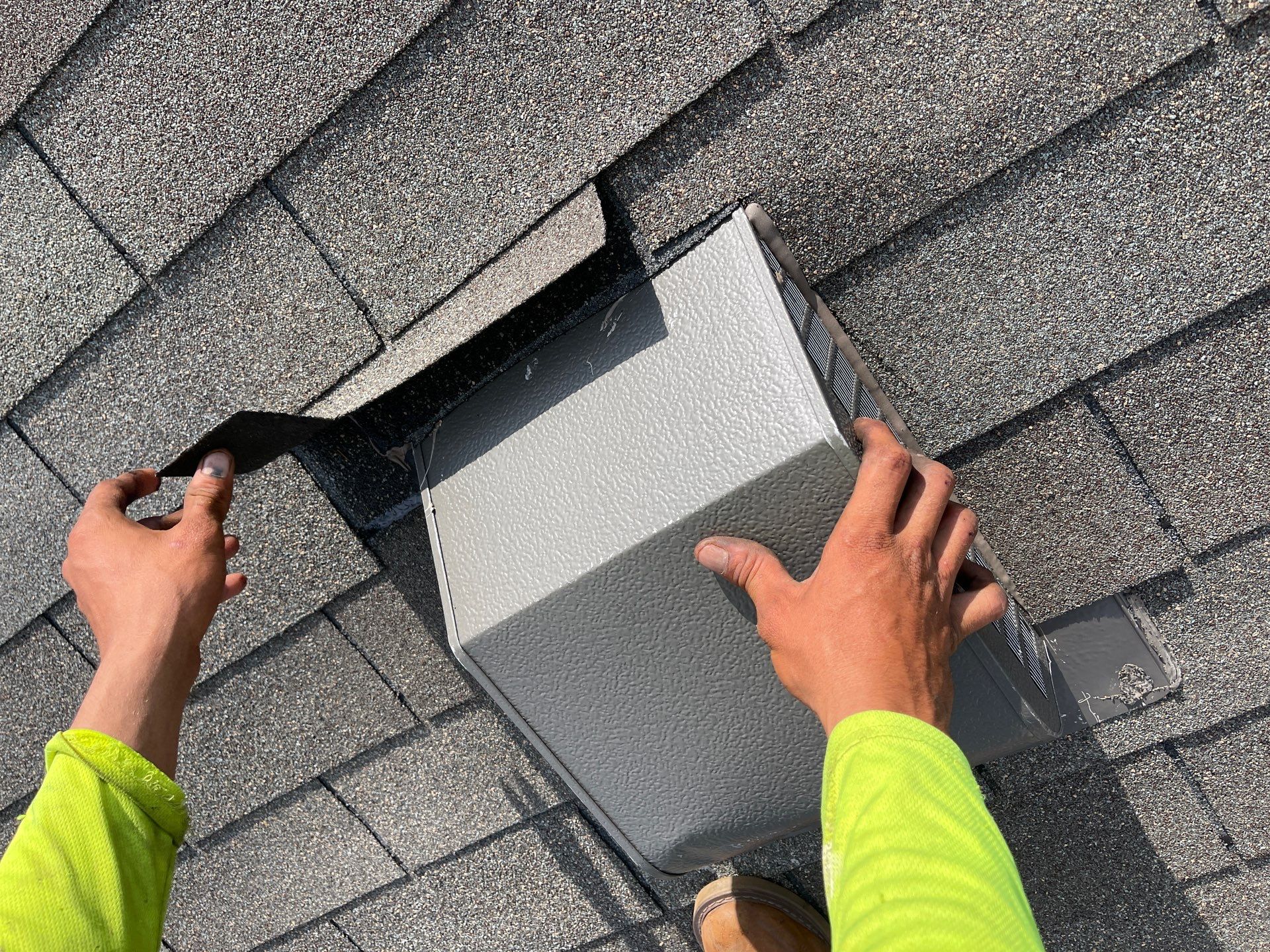 Hail Damage using Owen's Corning Duration (Lifetime) Shingles by Roof Repair Company