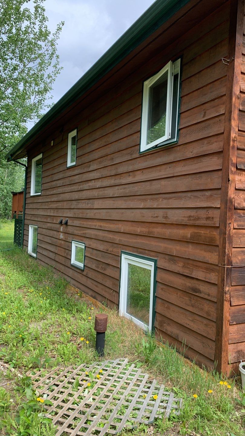 Wood Siding Restoration by Midnight Sun Painting