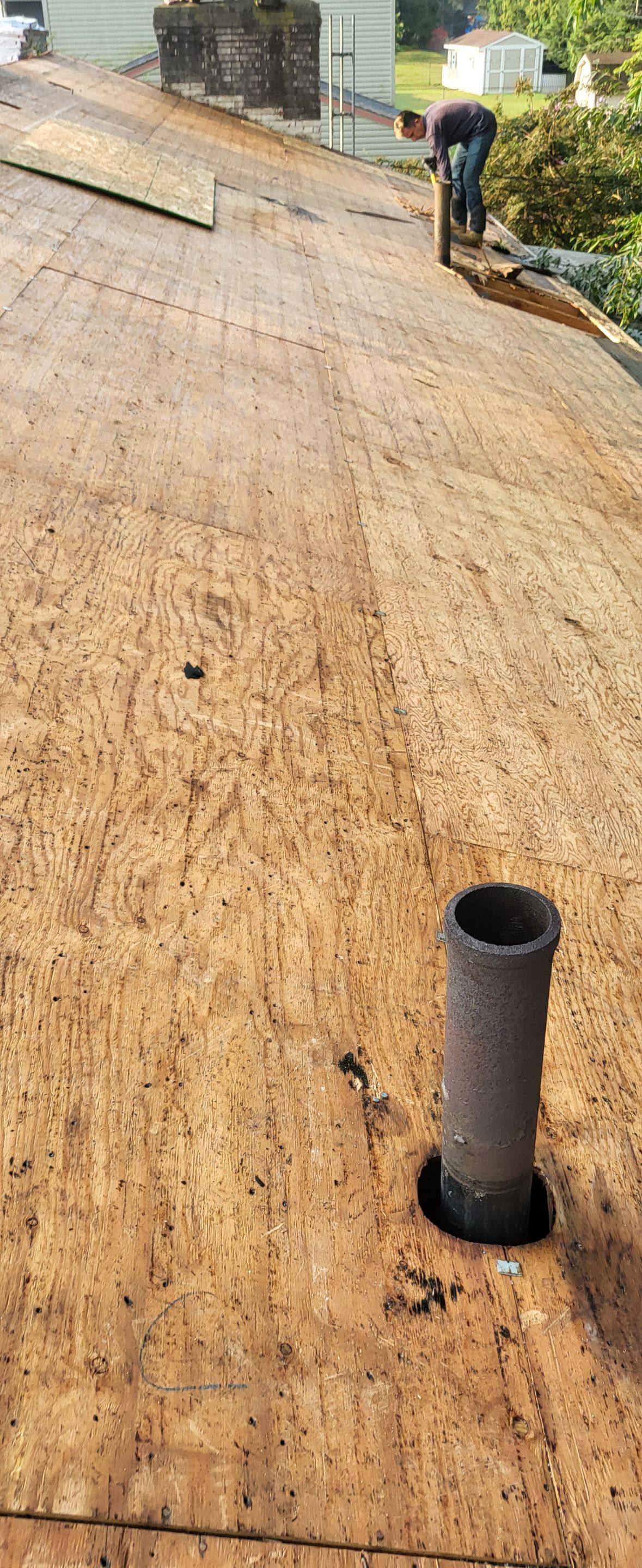 ATLAS PINNACLE COLOR: BURNT HICKORY by Eagle Eye Roofing