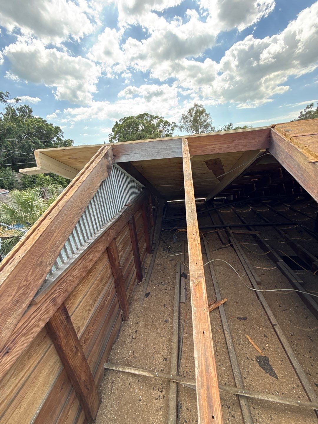 Project in St. Petersburg 33711 by Mitchell Roofing Company LLC 