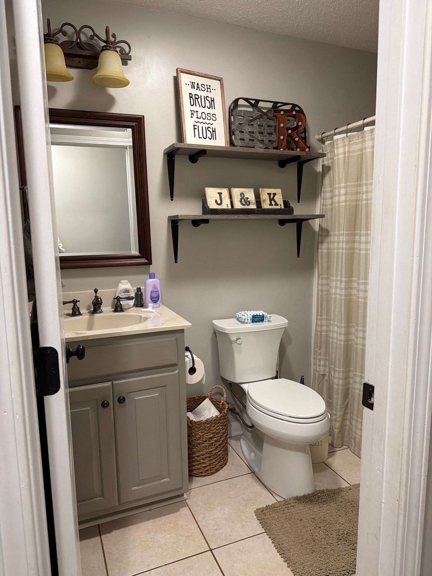 Interior Painting & Drywall Repair by Praise God Painting, LLC