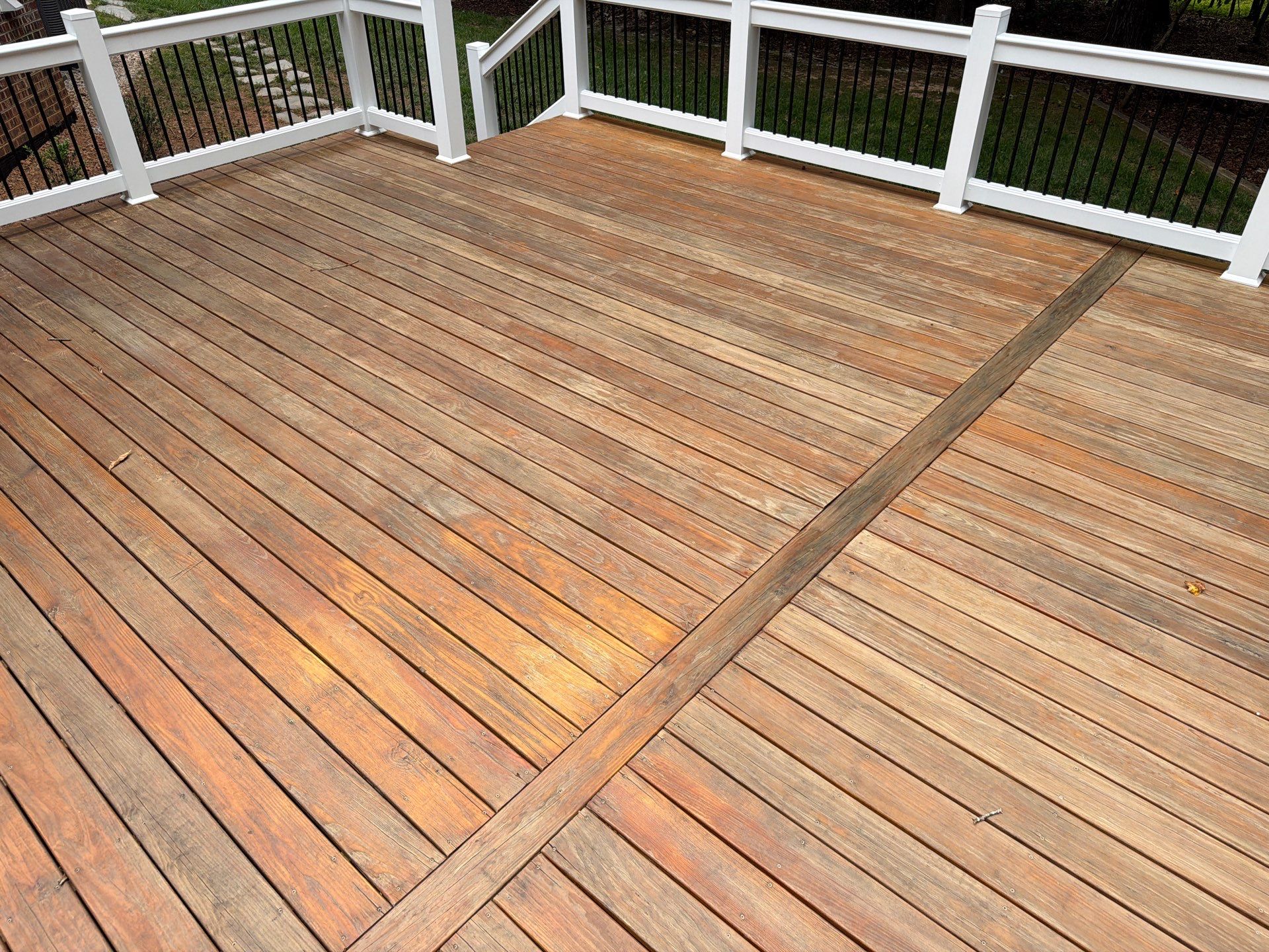 Deck using Wood Sealant by DuraSeal