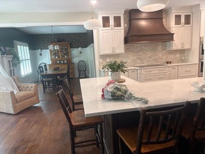 Custom Kitchen Cabinet Installation and Layout Design in Reeds Spring