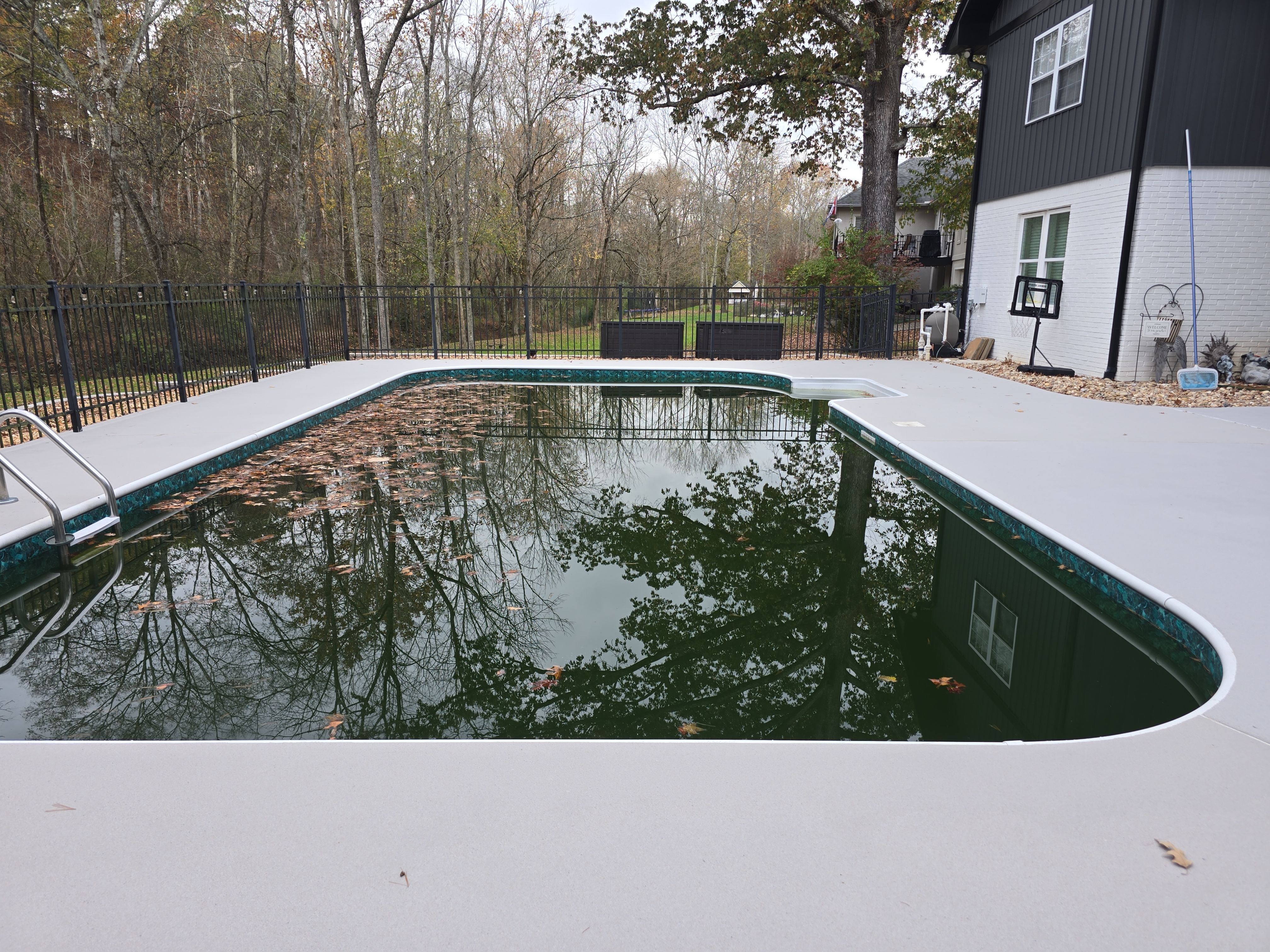  Quartz Pool Deck Using Ash by Elite Floor Solutions