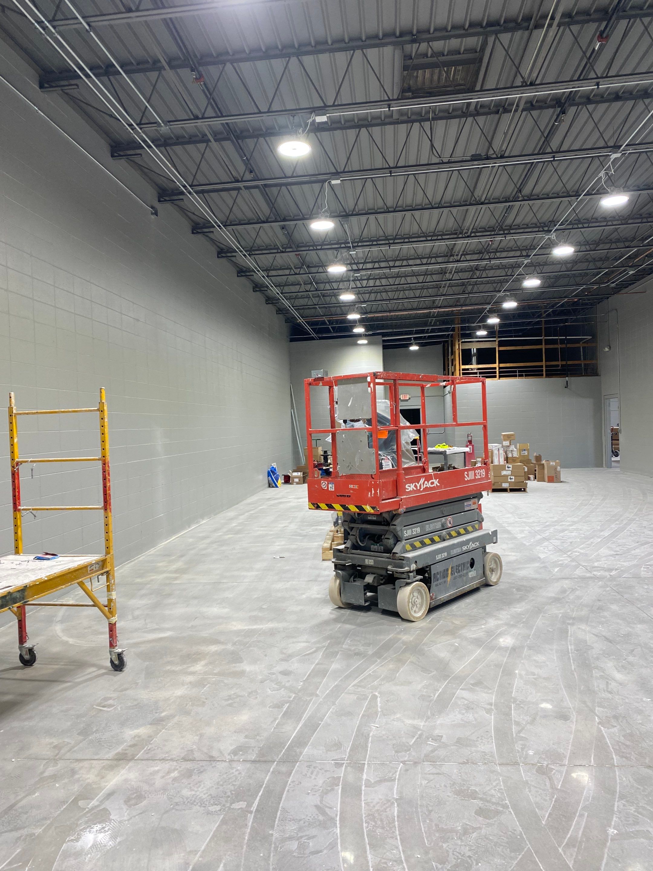 Discount Tire Remodel by Midwest Paint LLC