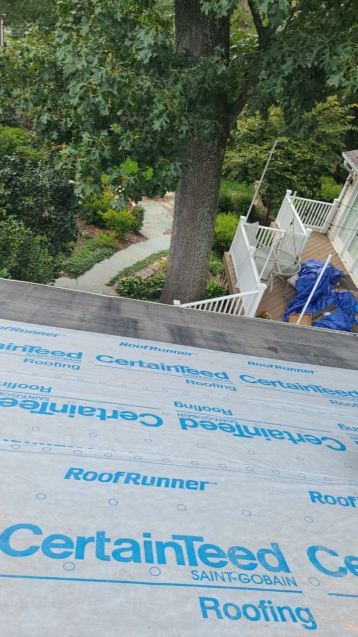 Arlington: CertainTeed Landmark Pro Designer Shingles in Max Def Heather Blend by RM Banning, Inc.