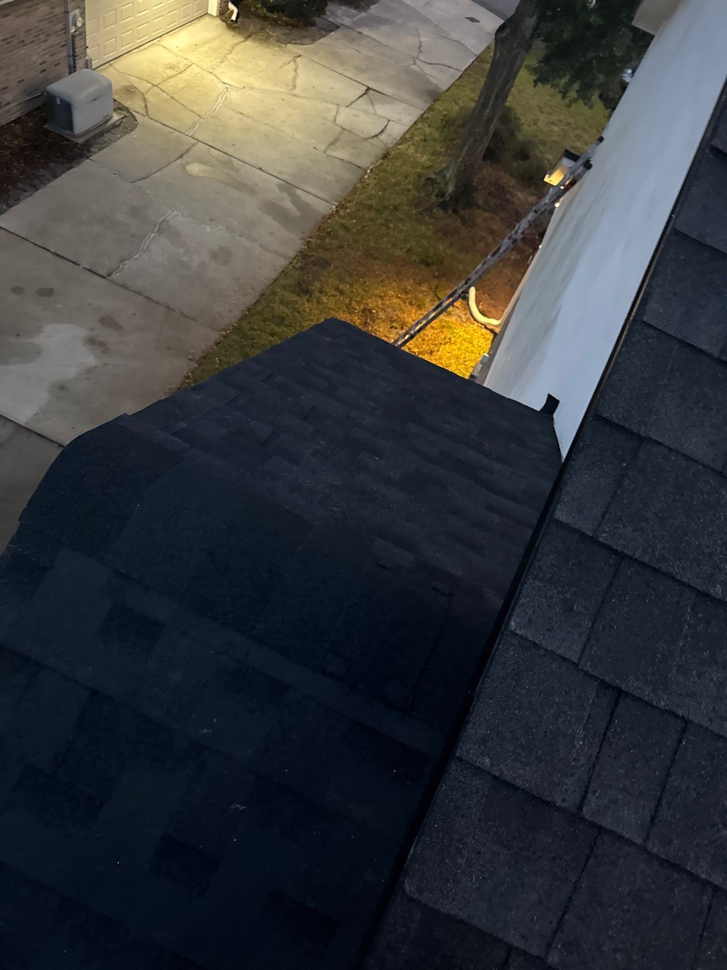 GAF Charcoal Architectural Shingle - Re-roof by Endless Summer Roofing Co.