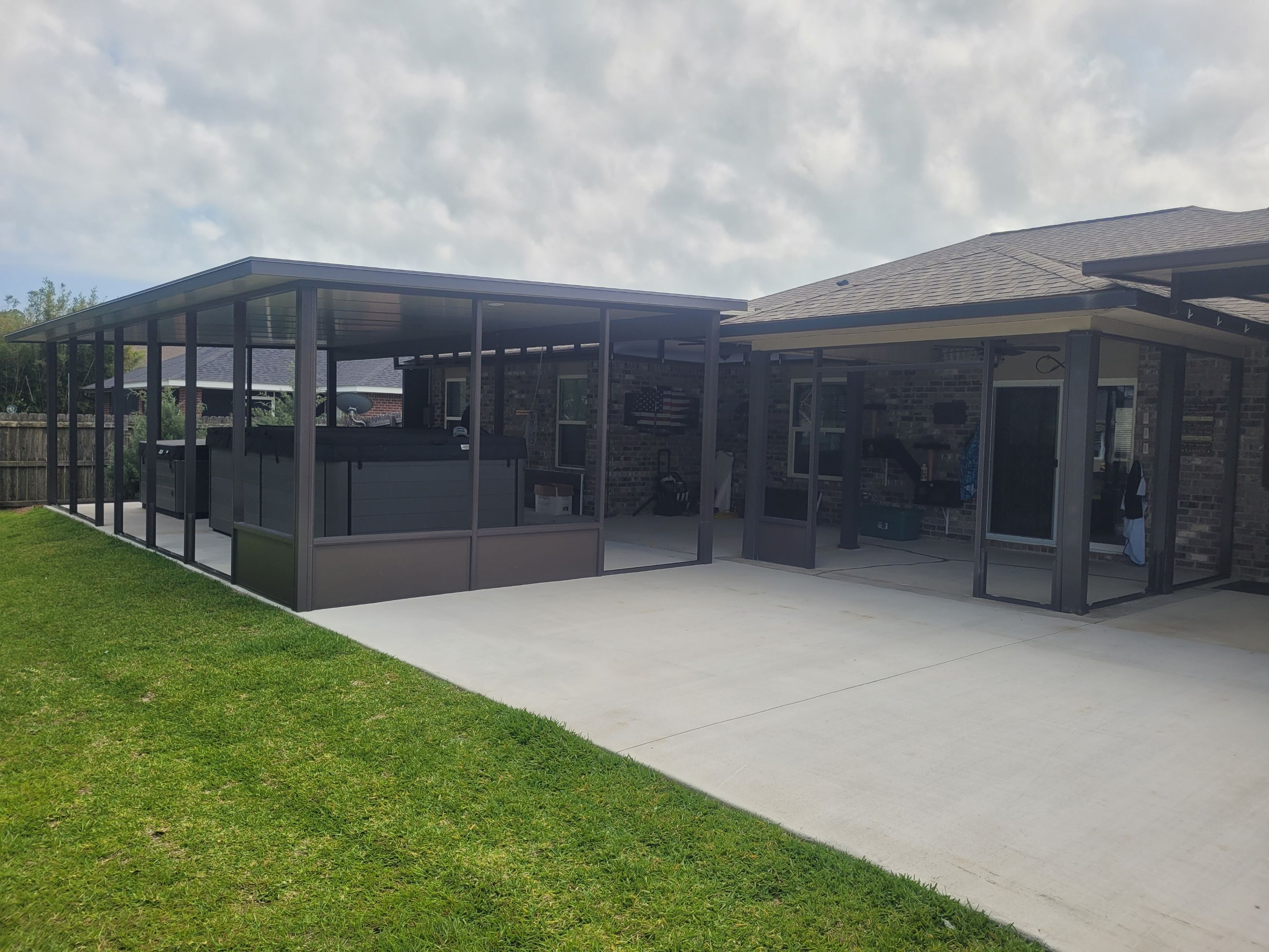 Large Screen Room & Patio Cover in Navarre by Titan Sunrooms