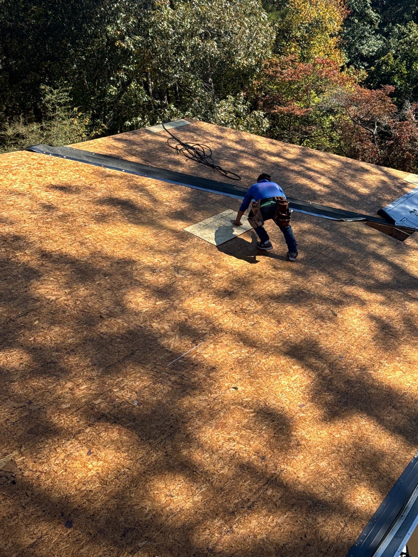 GAF Natural Shadow - Charcoal by Elite Roofing LLC