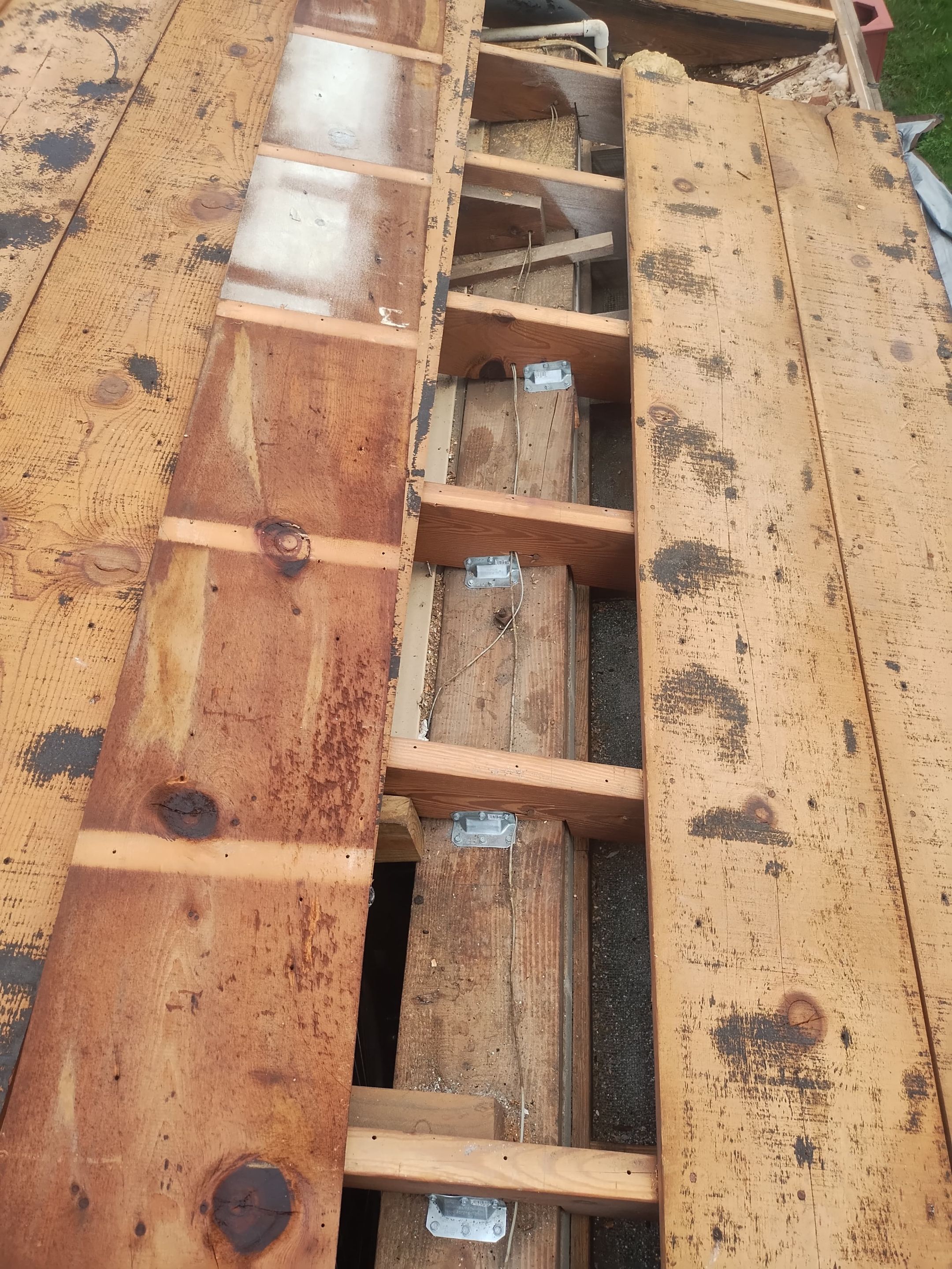 Project in St. Petersburg 33710 by Mitchell Roofing Company LLC 