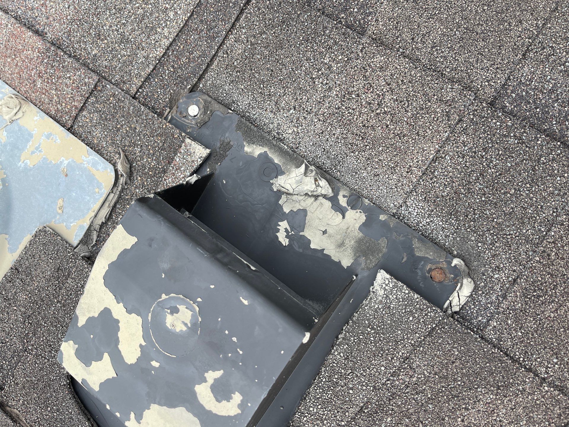 Hail Damage using Owen's Corning Duration (Lifetime) Shingles by Roof Repair Company