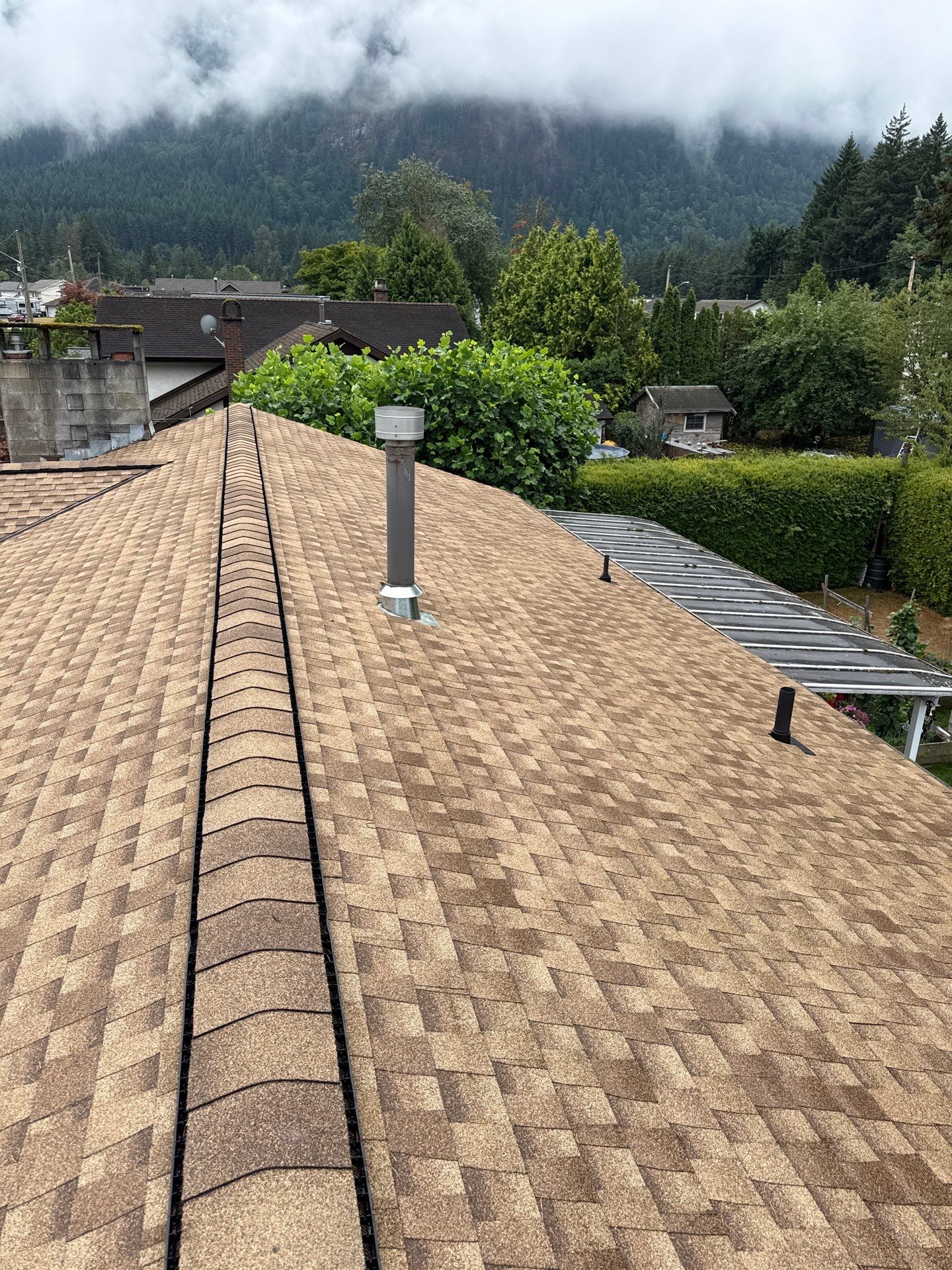 Residential Re-Roof using GAF Timberline HDZ Shakewood by Top Notch Roofing Inc